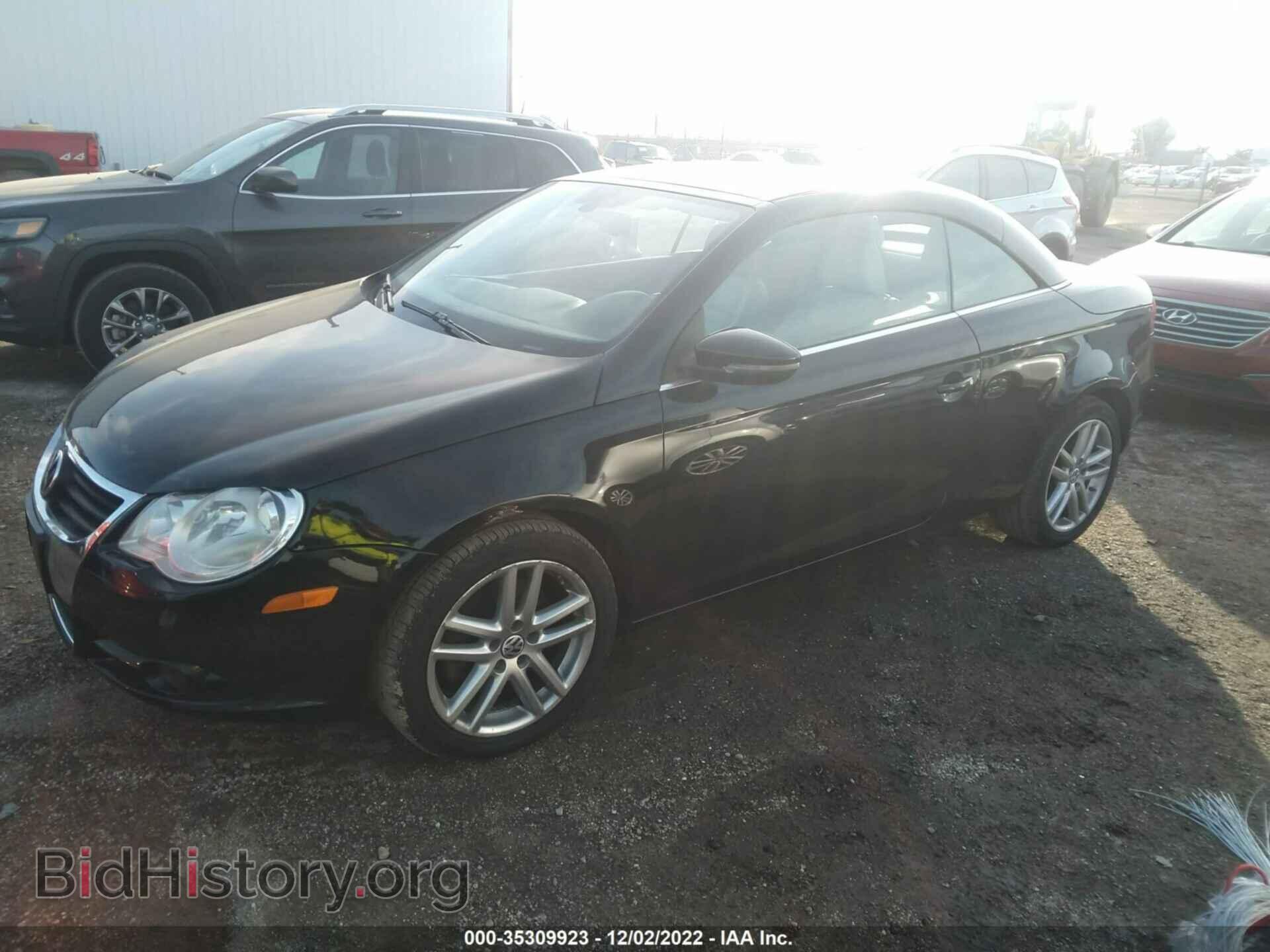 2009 VOLKSWAGEN EOS - VIN: WVWFA71FX9V016368 - Фото 2