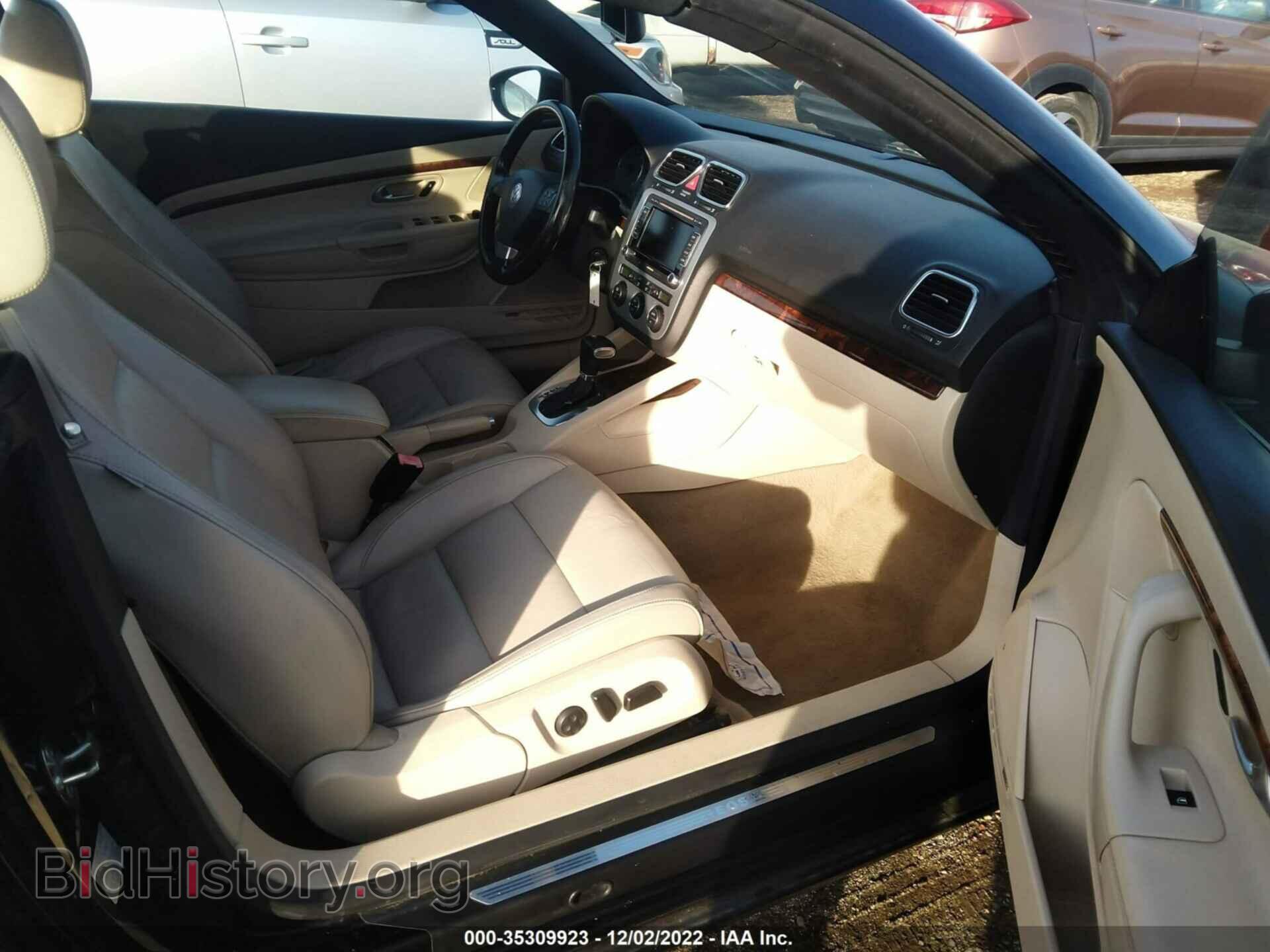 2009 VOLKSWAGEN EOS - VIN: WVWFA71FX9V016368 - Фото 5
