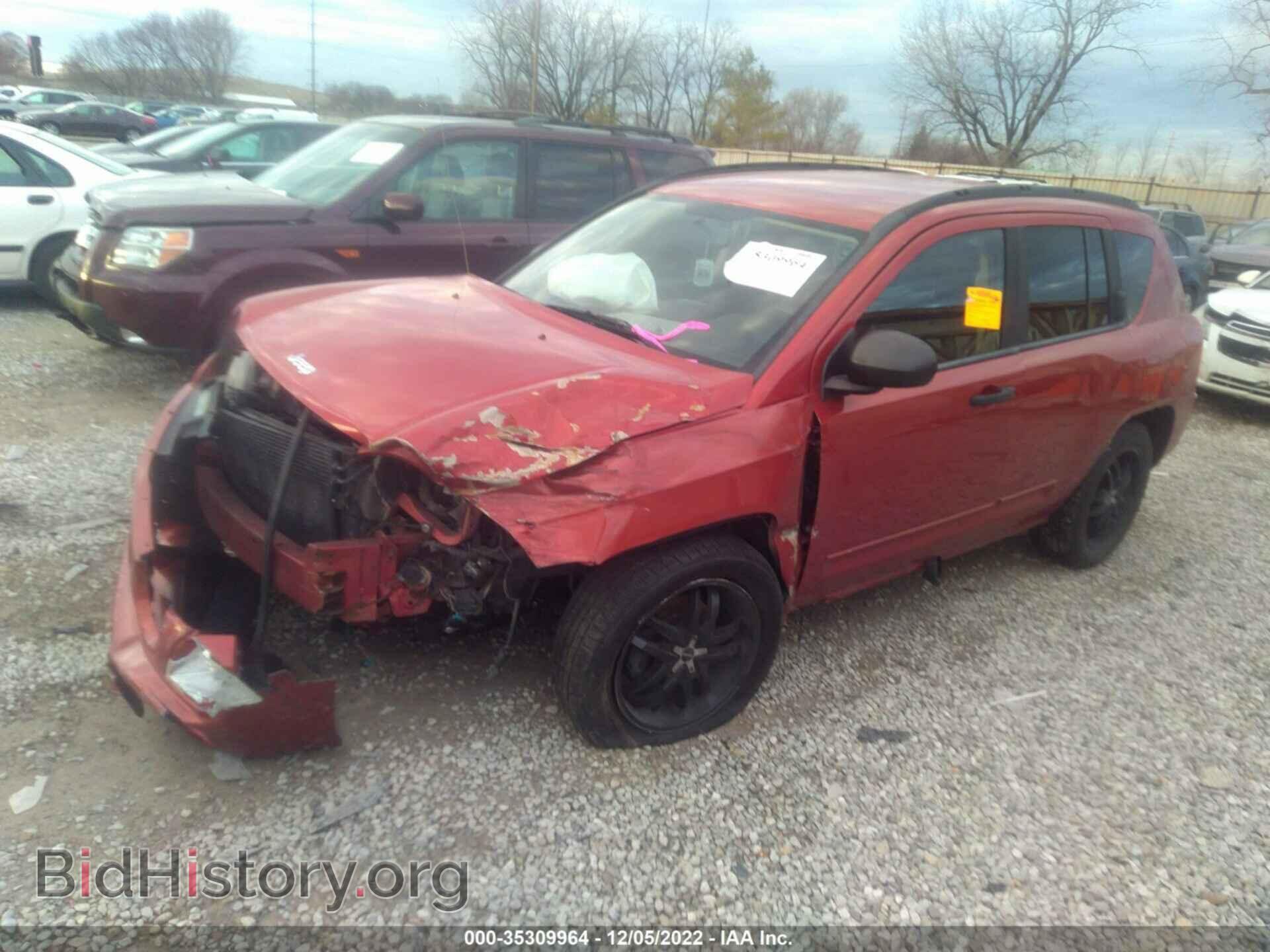 2009 JEEP COMPASS - VIN: 1J4FT47B99D100338 - Photo 2