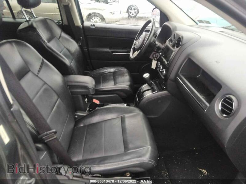2011 Jeep COMPASS (VIN 1J4NF5FB7BD218064) — фото 5 из 12