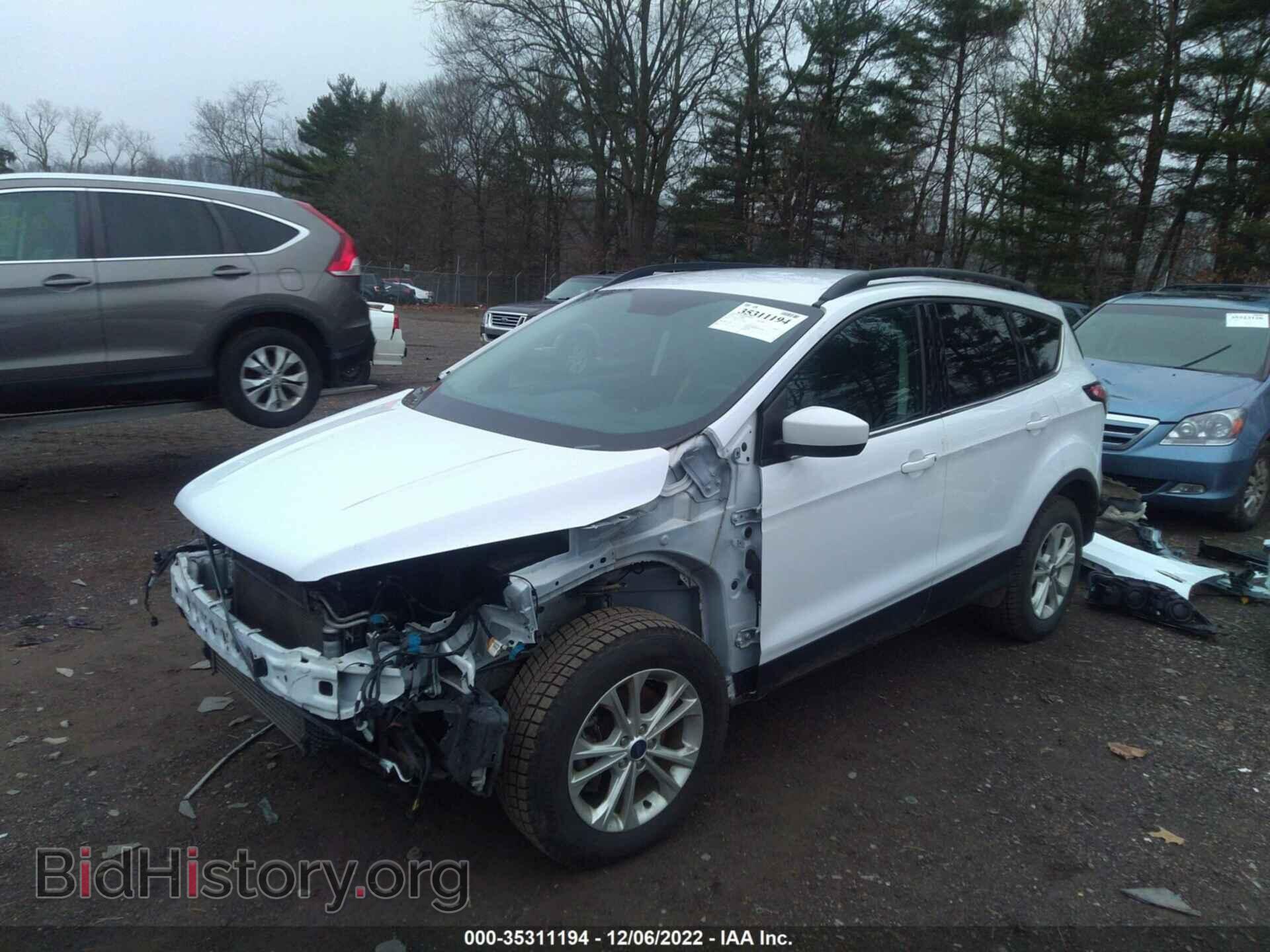 2018 FORD ESCAPE - VIN: 1FMCU9G92JUC89253 - Photo 2