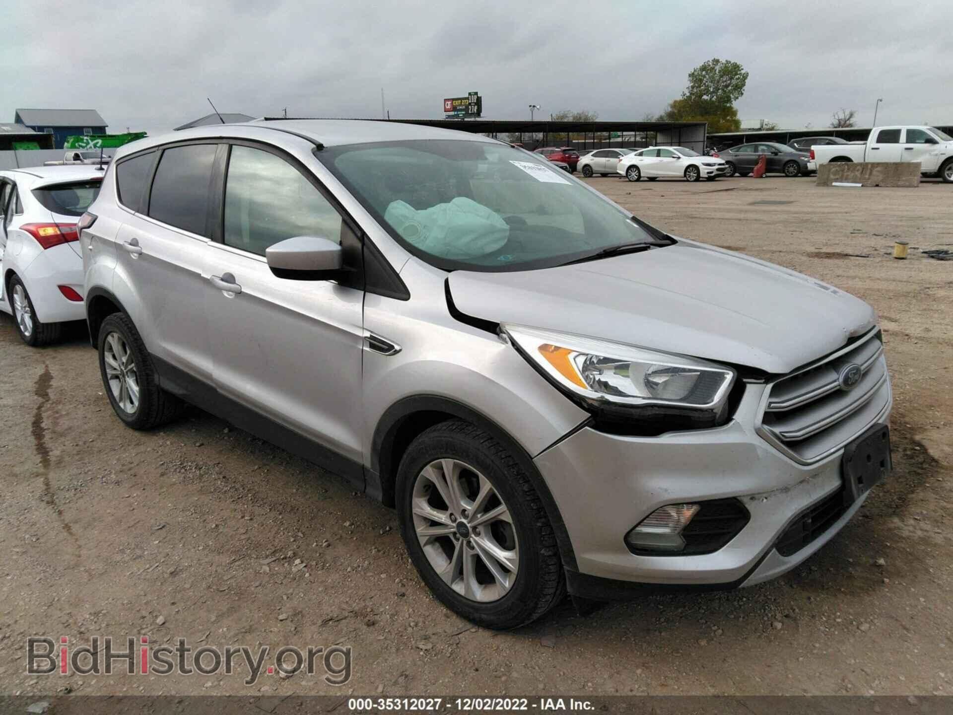 Photo 1FMCU0GD8HUC47681 - FORD ESCAPE 2017