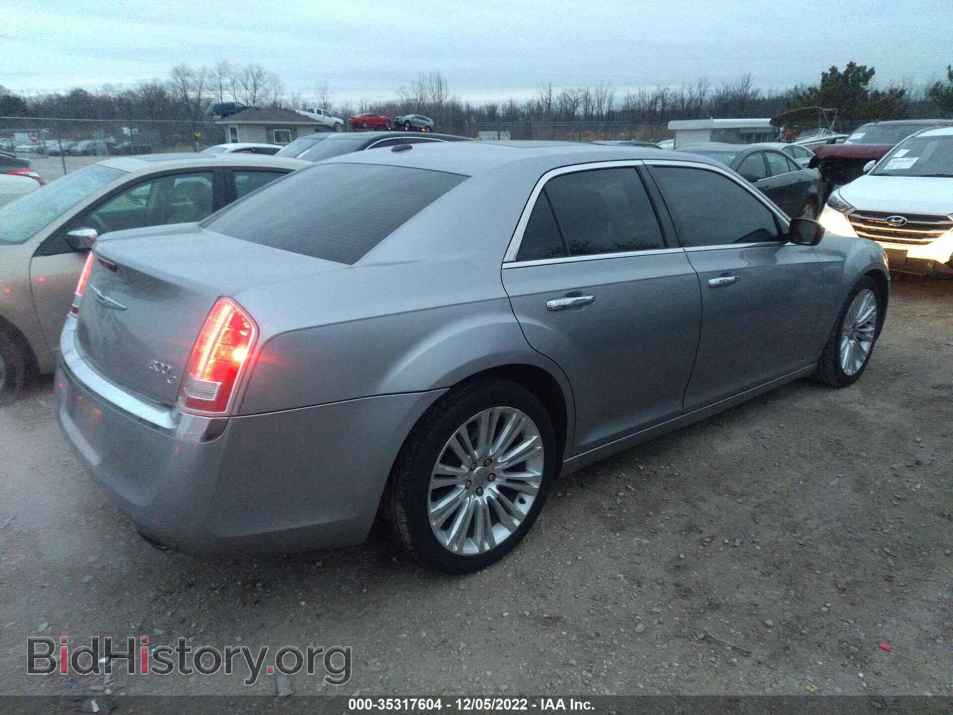 2011 CHRYSLER 300 - VIN: 2C3CA6CT8BH522302 - Фото 4