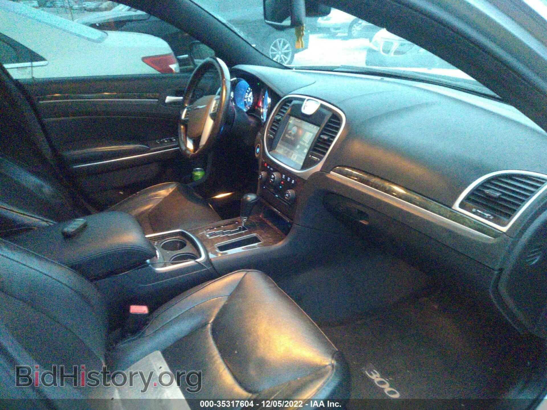 2011 CHRYSLER 300 - VIN: 2C3CA6CT8BH522302 - Фото 5