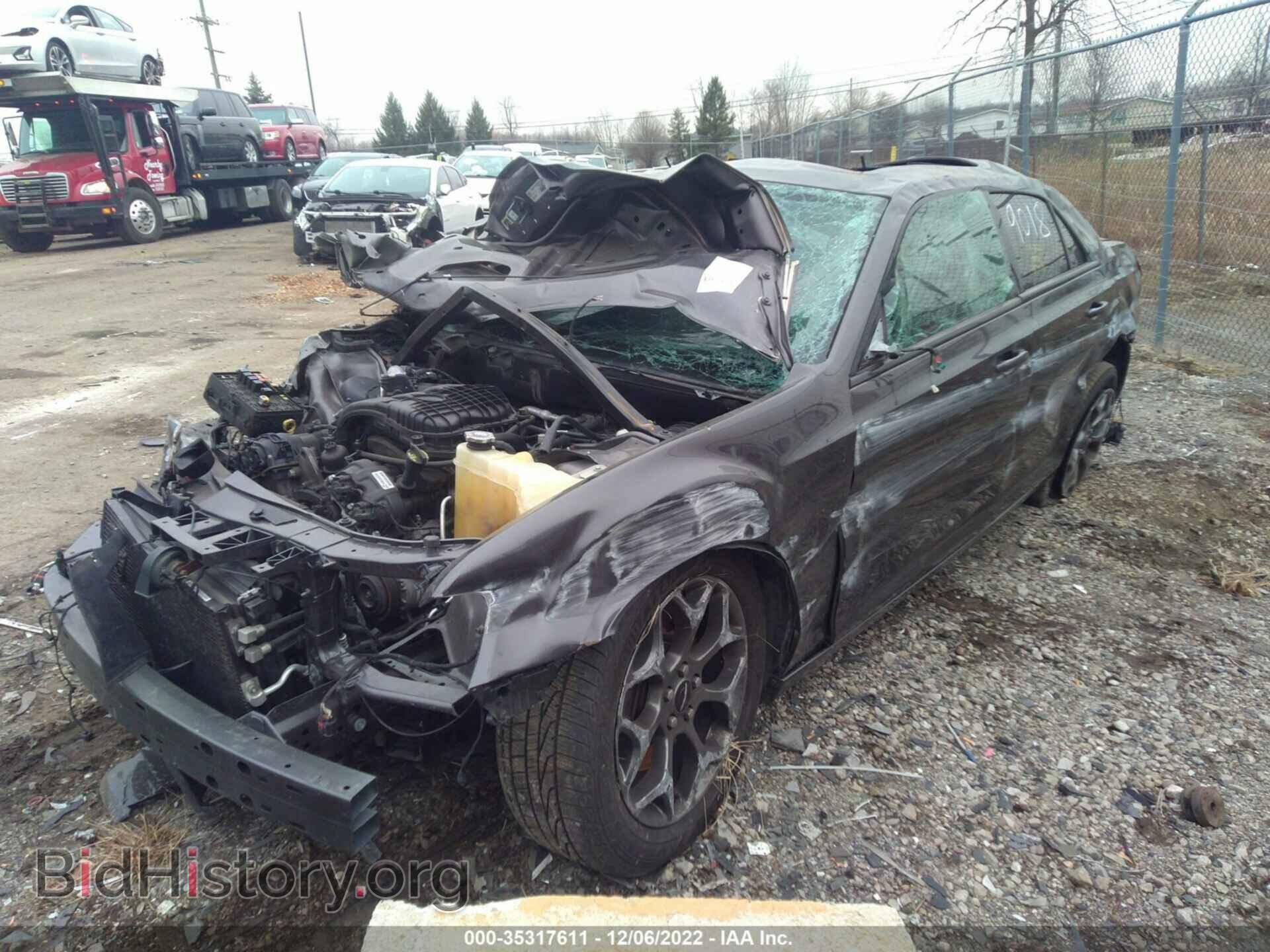 2015 CHRYSLER 300 - VIN: 2C3CCAGG7FH909018 - Photo 2