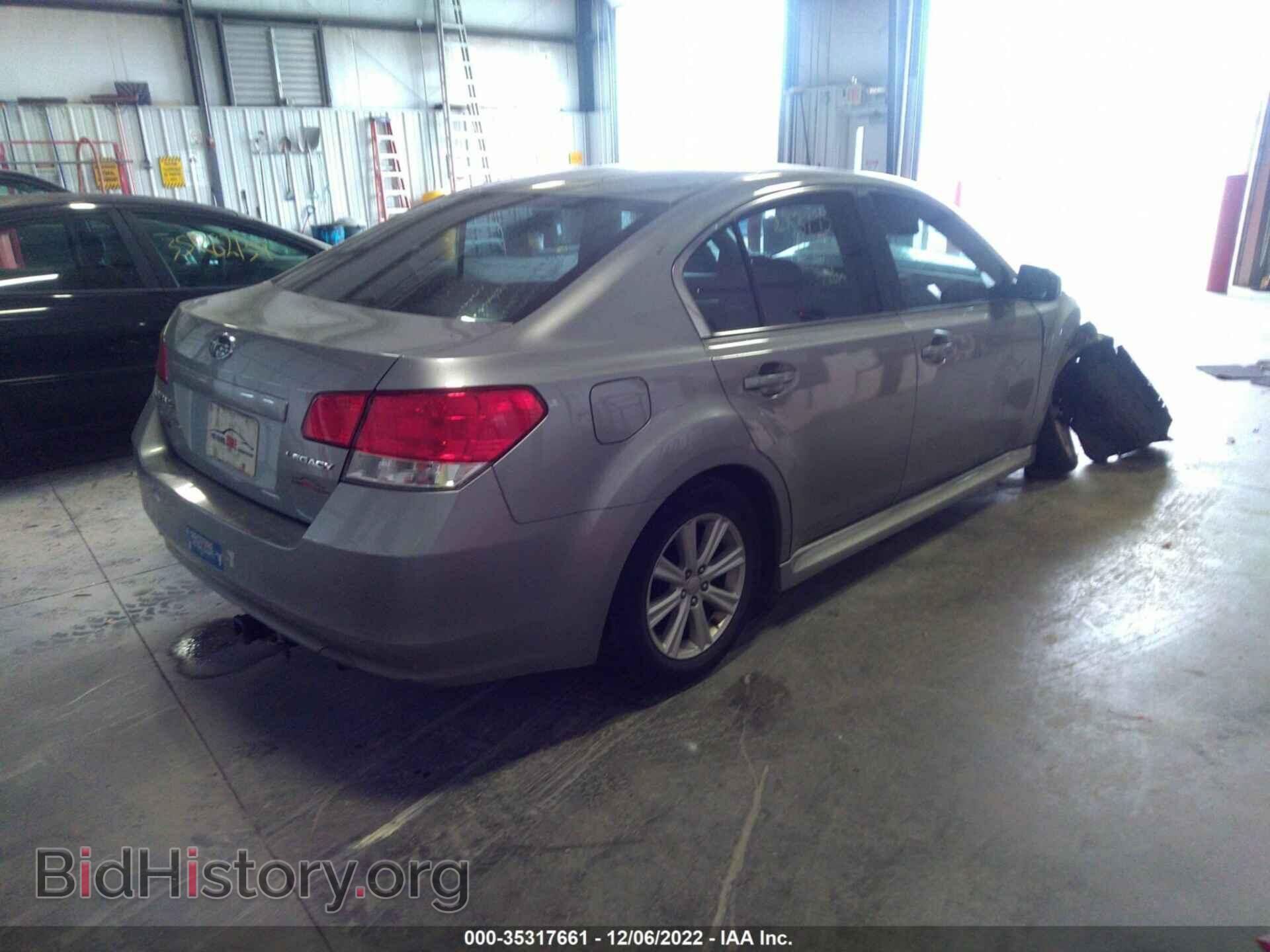 2011 SUBARU LEGACY - VIN: 4S3BMCB61B3240112 - Фото 4