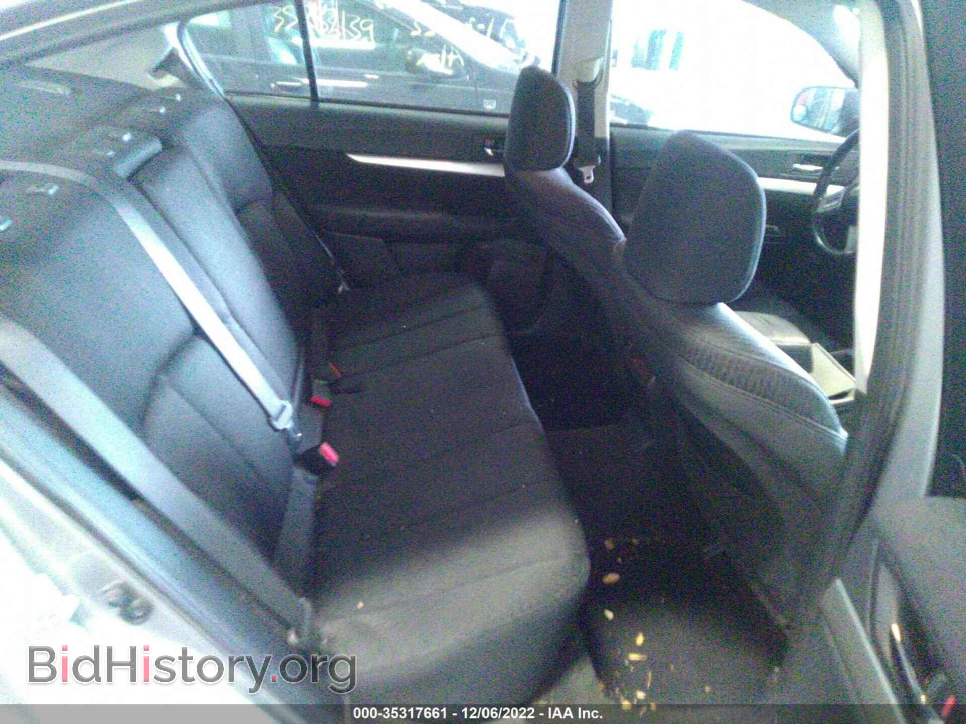 2011 SUBARU LEGACY - VIN: 4S3BMCB61B3240112 - Фото 8
