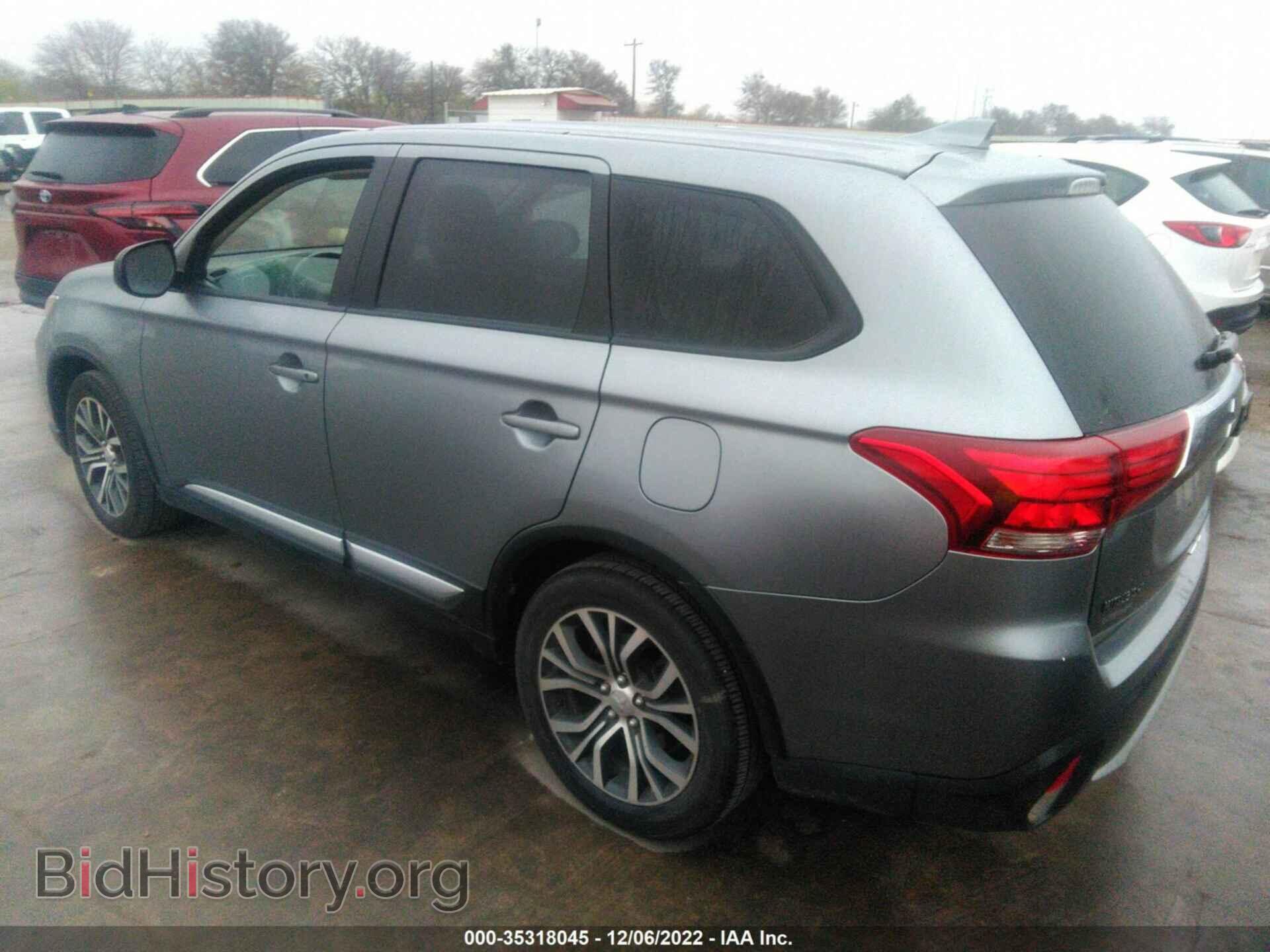 2017 MITSUBISHI OUTLANDER - VIN: JA4AD2A32HZ070436 - Фото 3