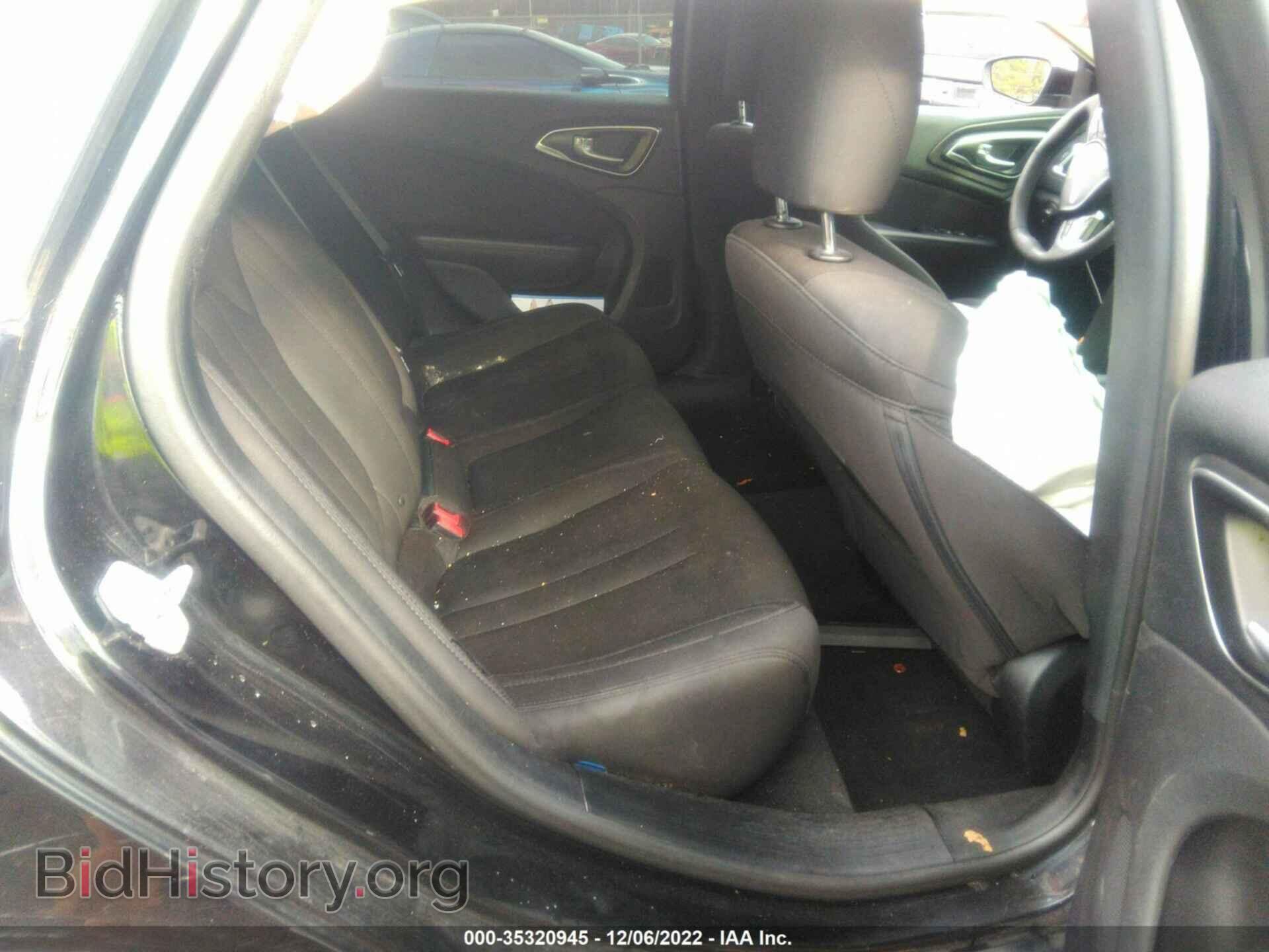 2016 CHRYSLER 200 - VIN: 1C3CCCAB5GN166165 - Фото 8