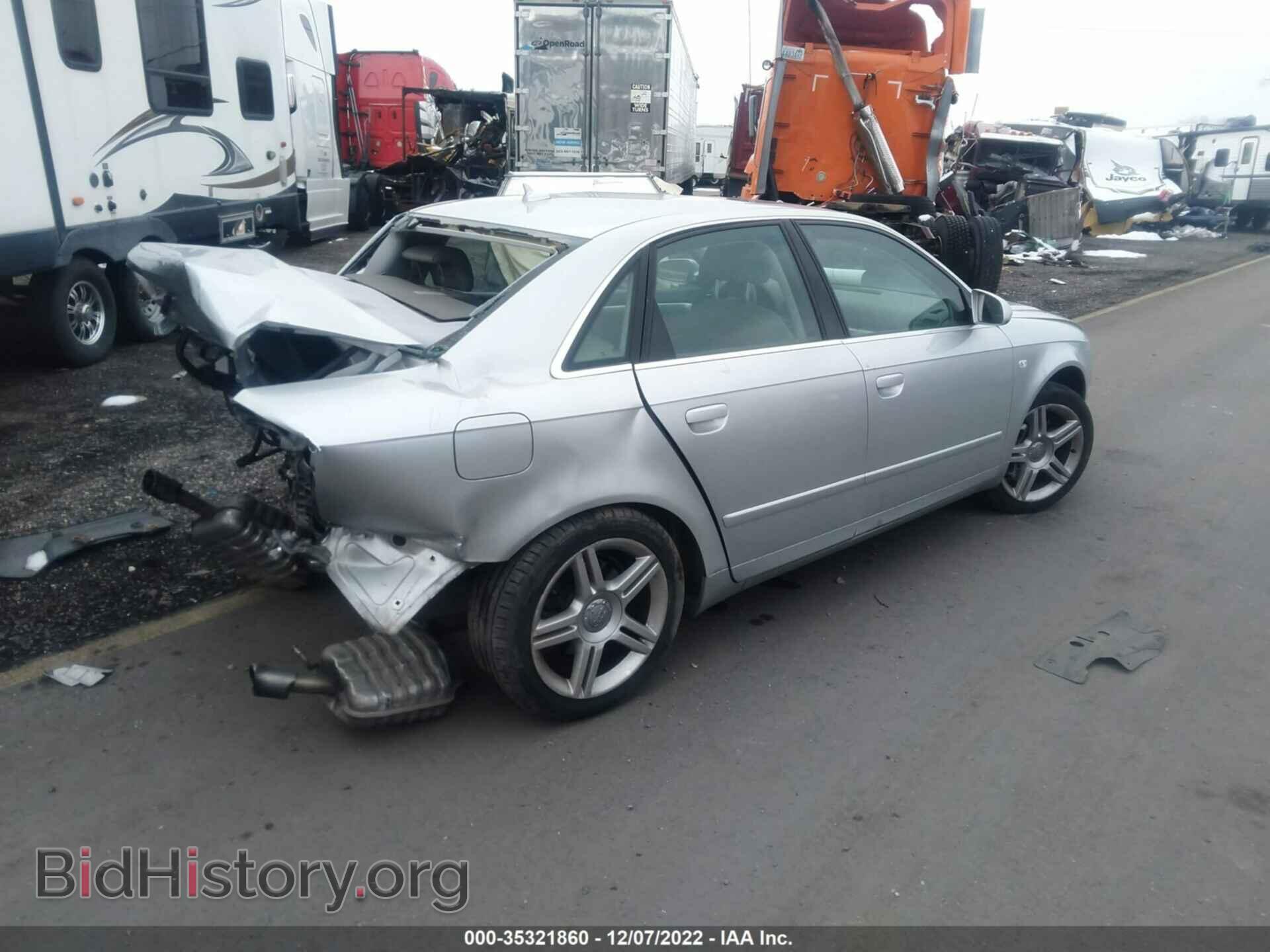 2007 AUDI A4 - VIN: WAUDF78EX7A215833 - Фото 4