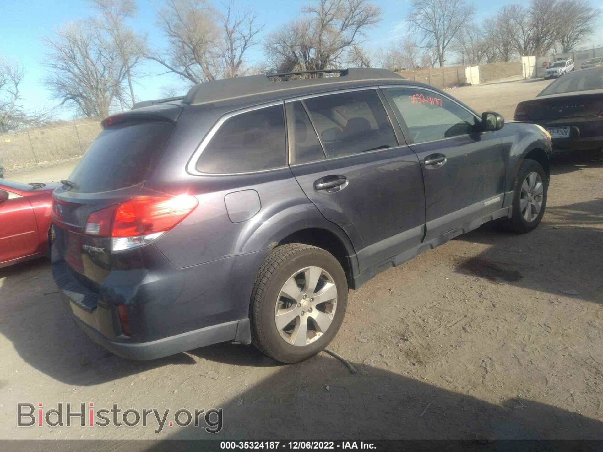 2010 SUBARU OUTBACK - VIN: 4S4BRCBC2A3356226 - Photo 4