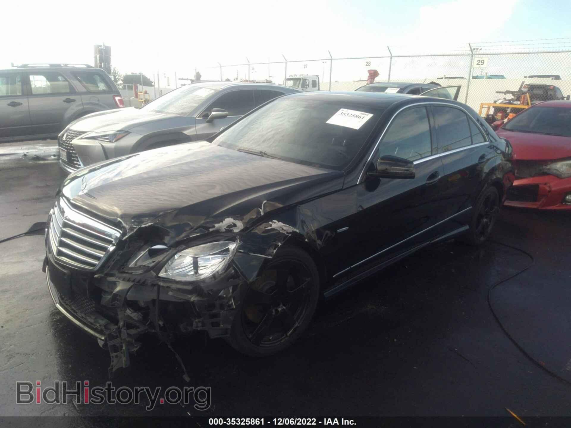 2012 MERCEDES-BENZ E-CLASS - VIN: WDDHF5KB8CA593799 - Фото 2