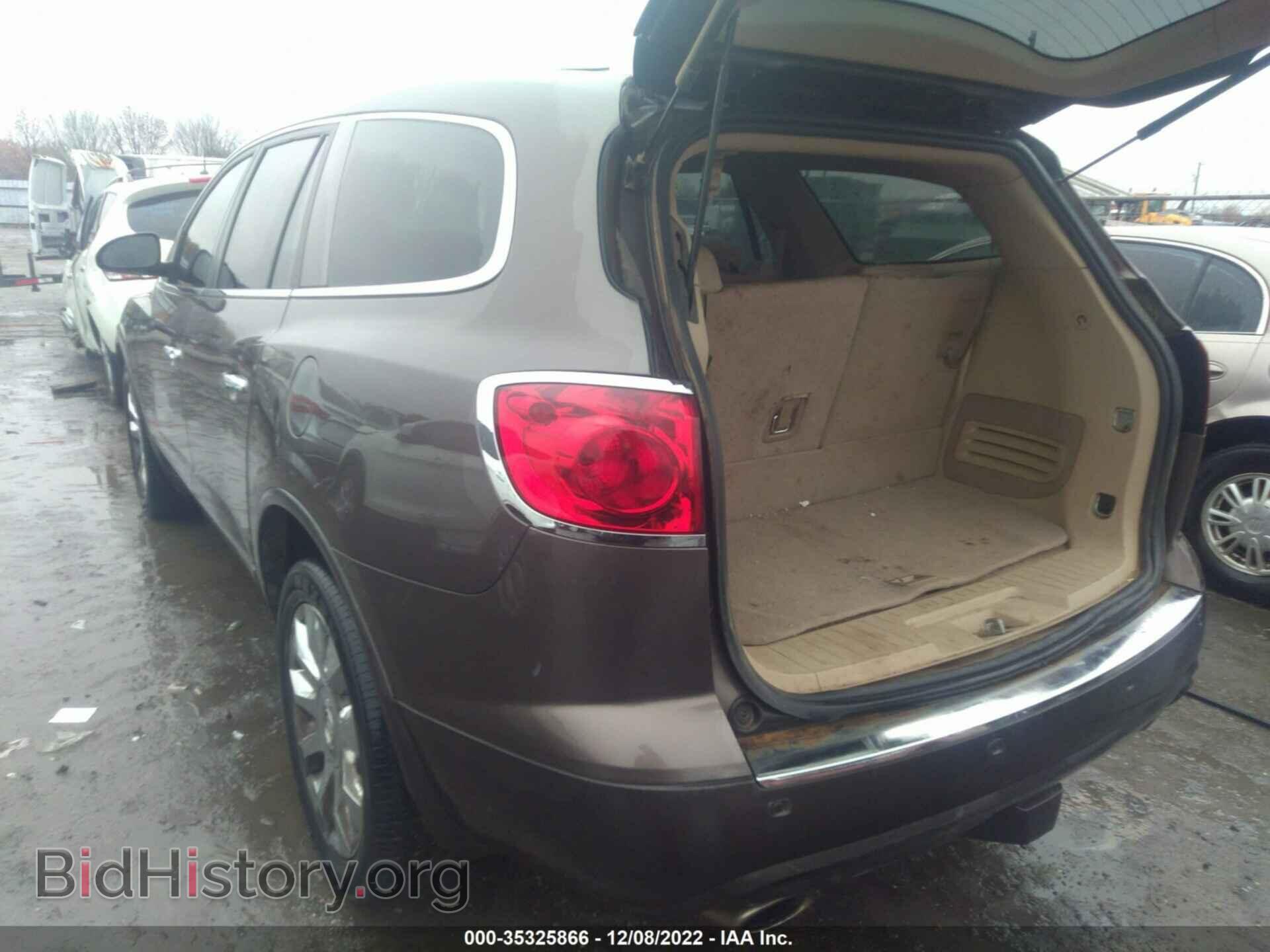 2011 BUICK ENCLAVE - VIN: 5GAKRCED8BJ360515 - Фото 3