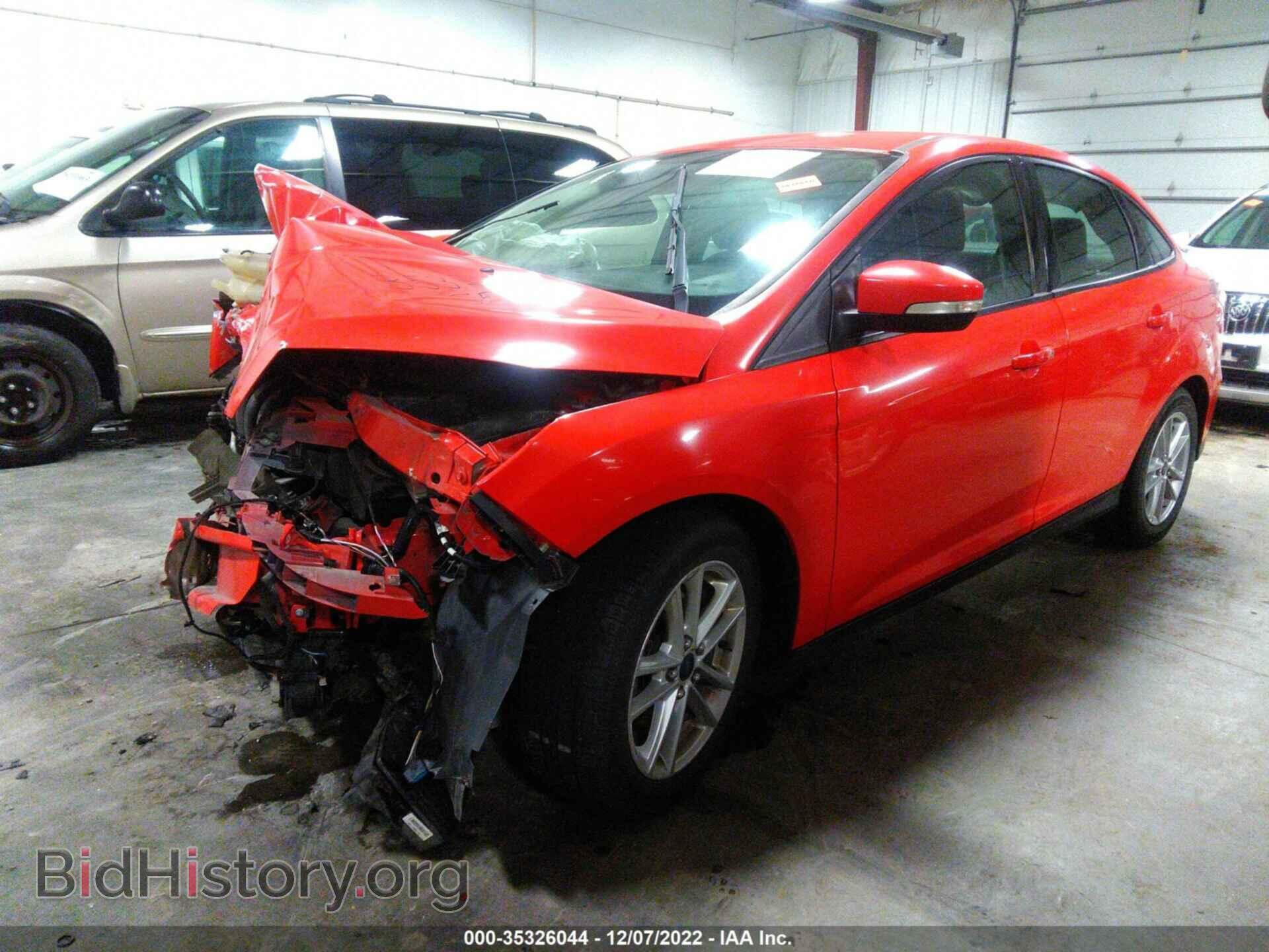 2016 FORD FOCUS - VIN: 1FADP3F2XGL205850 - Фото 2