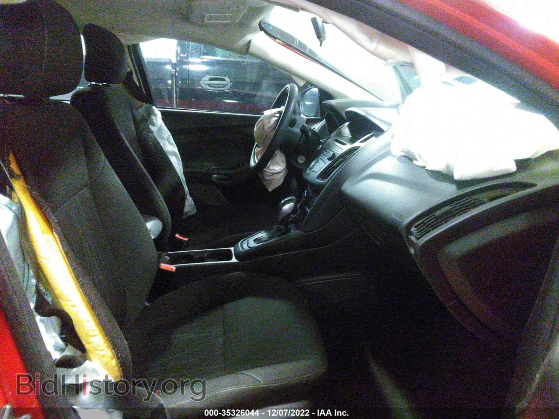 2016 FORD FOCUS - VIN: 1FADP3F2XGL205850 - Фото 5