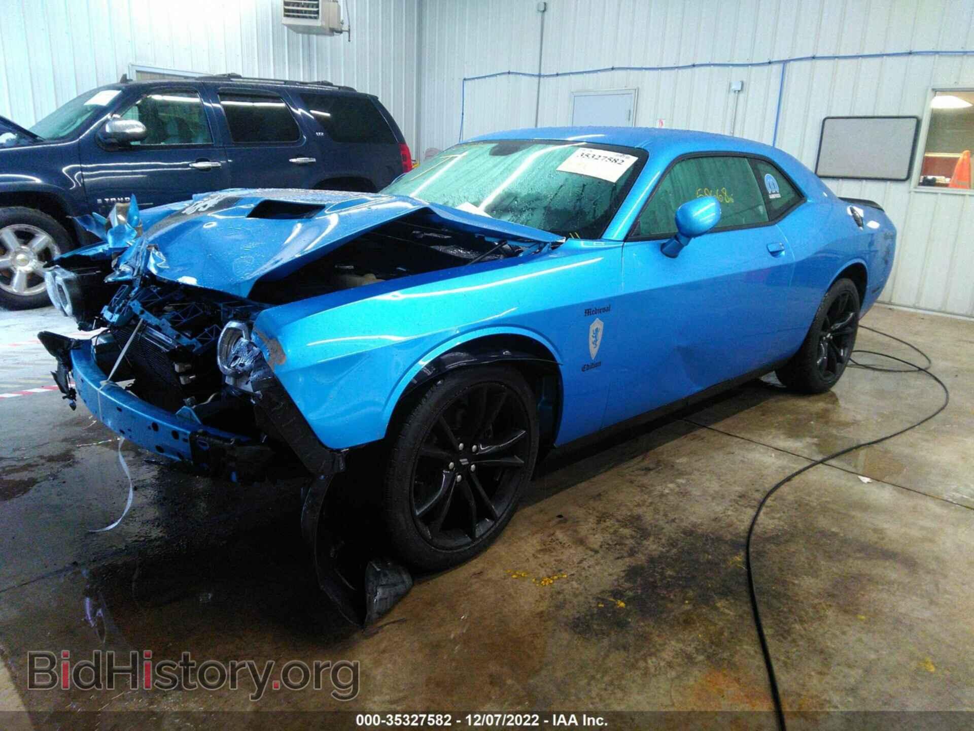 2018 DODGE CHALLENGER - VIN: 2C3CDZAG2JH332783 - Photo 2