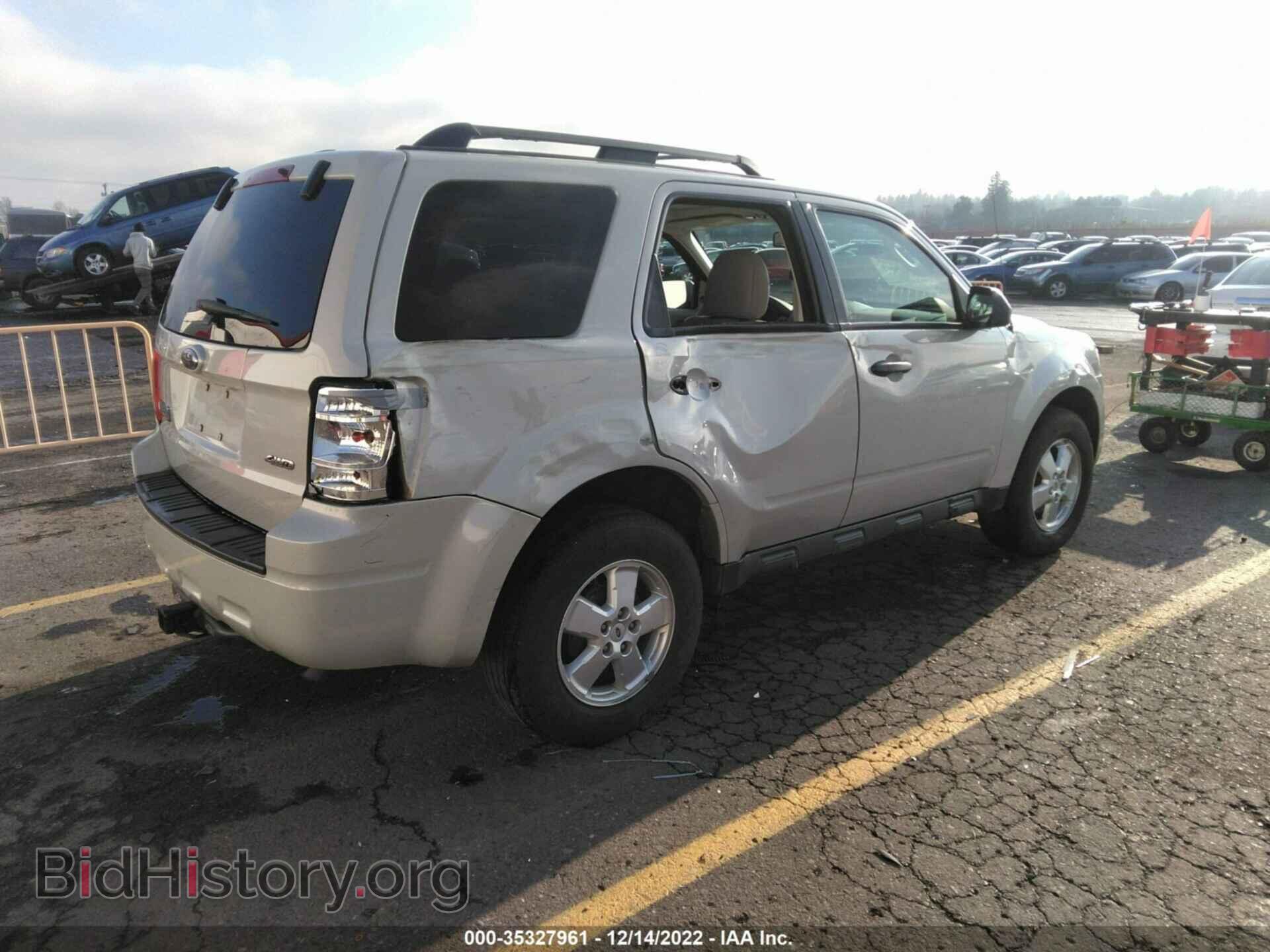 2009 FORD ESCAPE - VIN: 1FMCU93GX9KD14251 - Фото 4