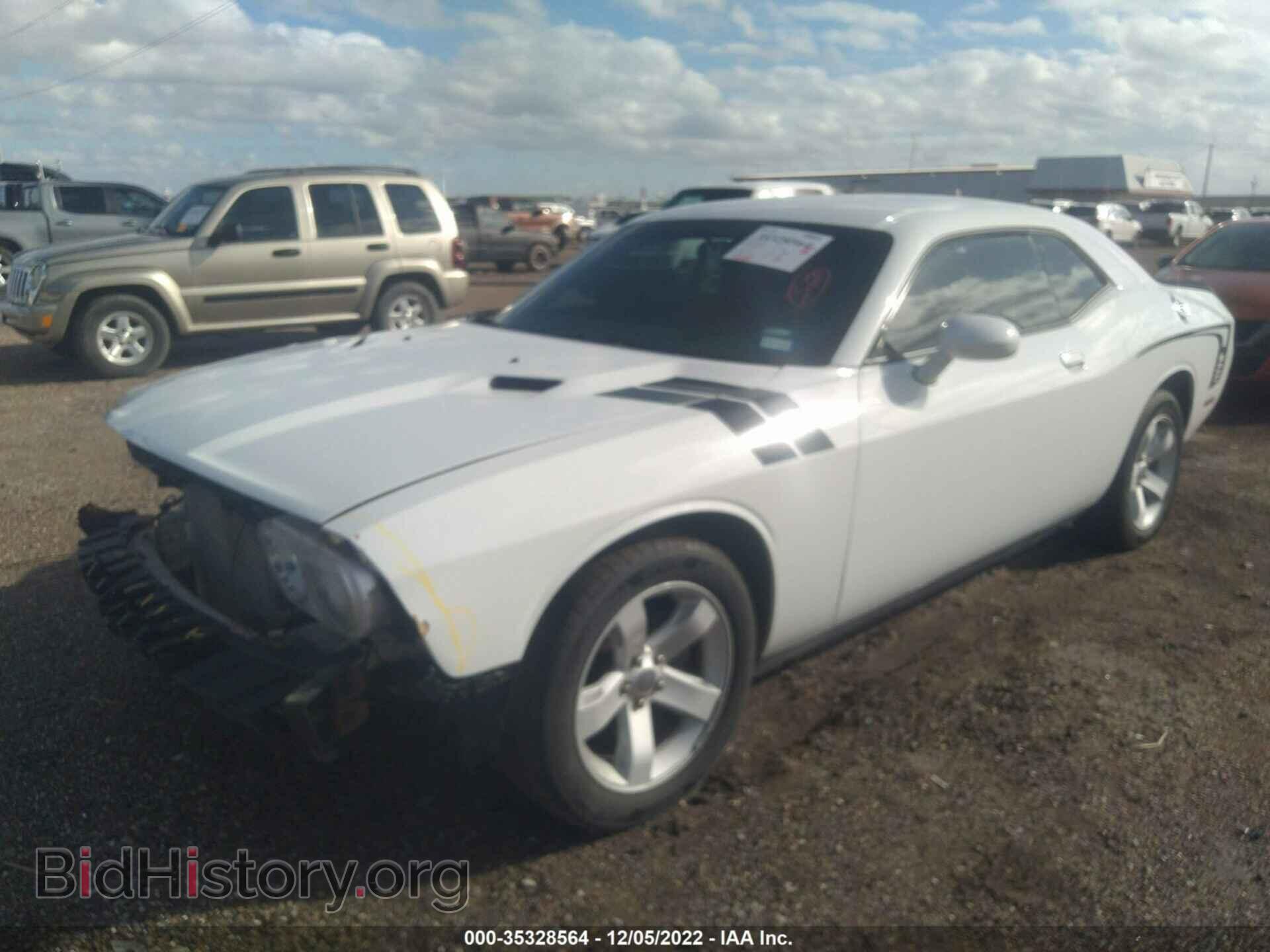 2014 DODGE CHALLENGER - VIN: 2C3CDYAGXEH313124 - Фото 2