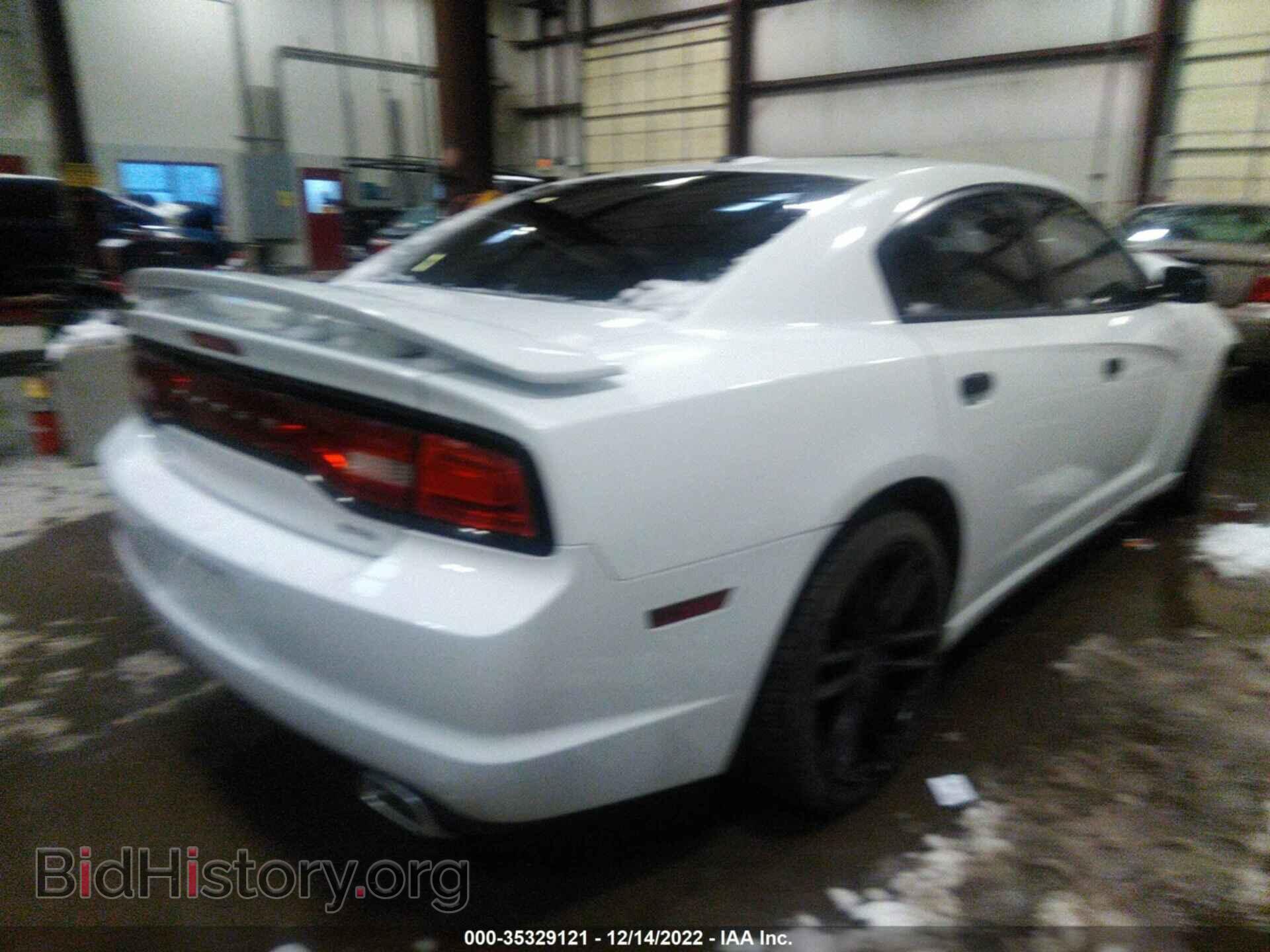 2011 DODGE CHARGER - VIN: 2B3CL3CG2BH584836 - Фото 4