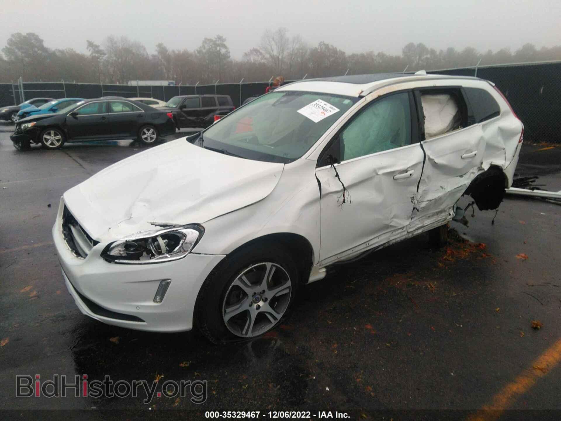 2014 VOLVO XC60 - VIN: YV4902DZ4E2548653 - Фото 2