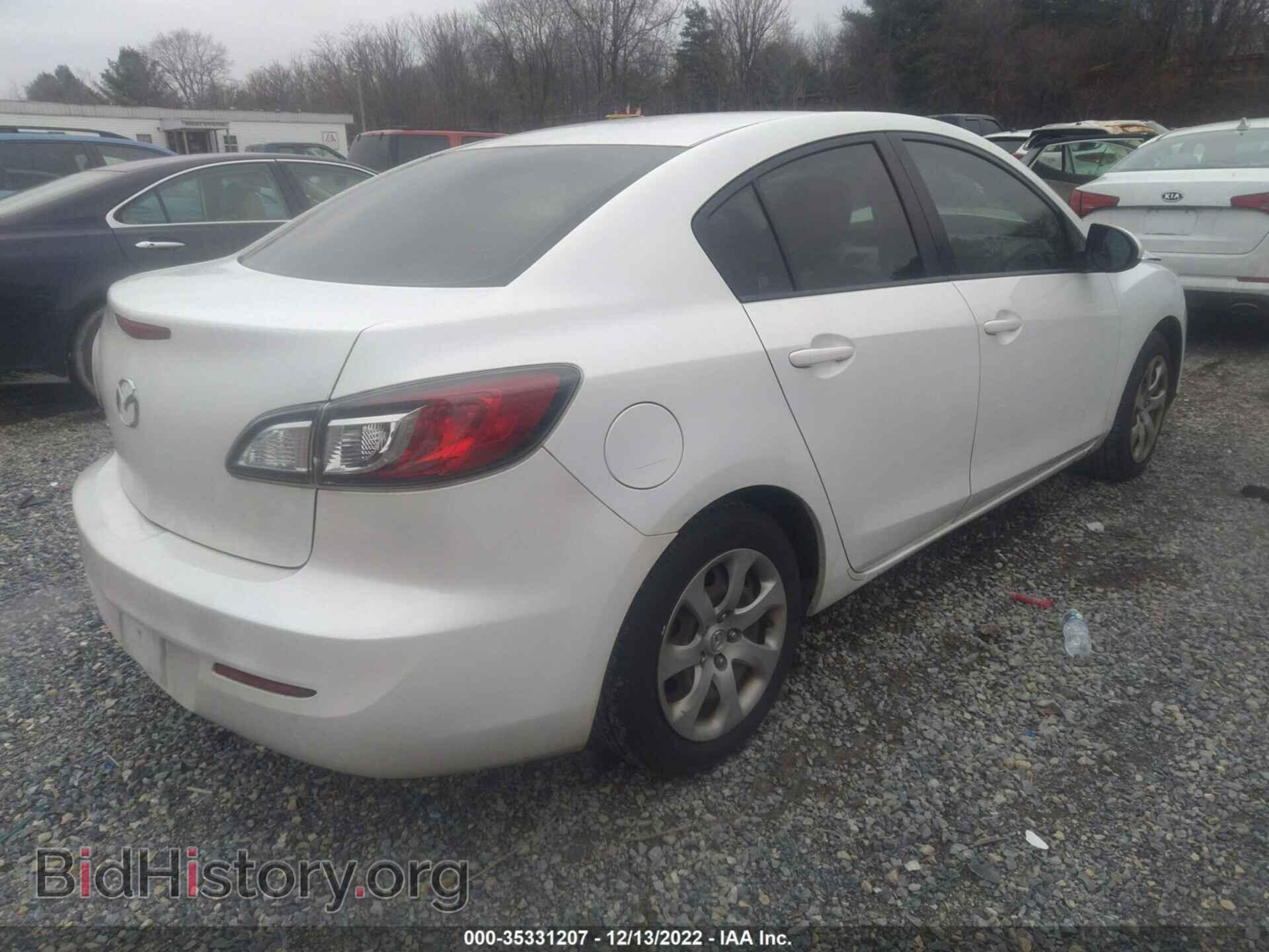 2012 MAZDA MAZDA3 - VIN: JM1BL1UF2C1537407 - Фото 4