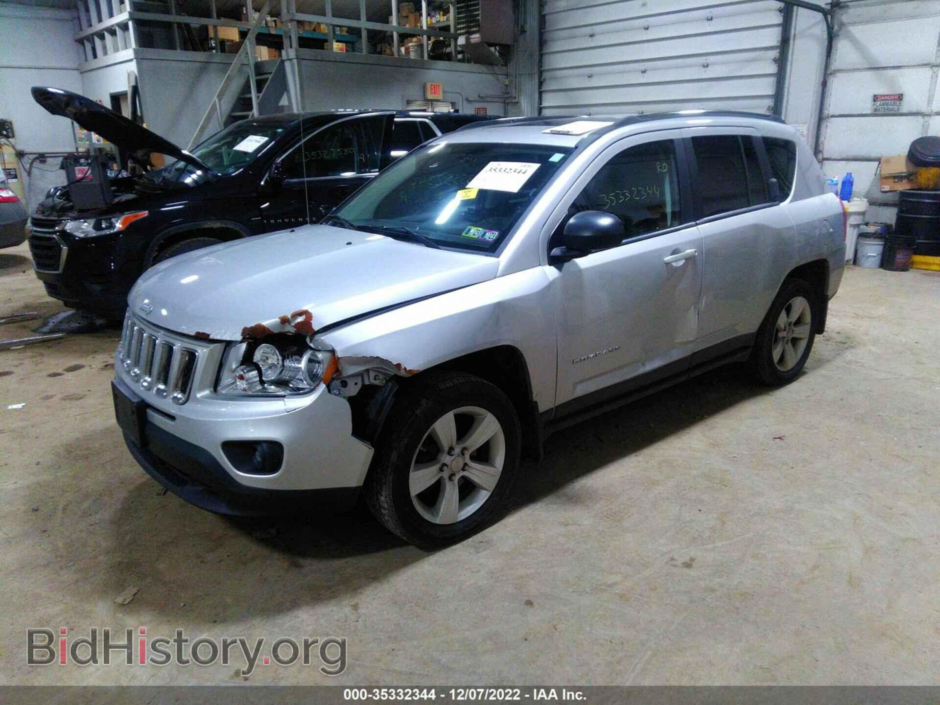 2011 JEEP COMPASS - VIN: 1J4NF1FB1BD179934 - Фото 2