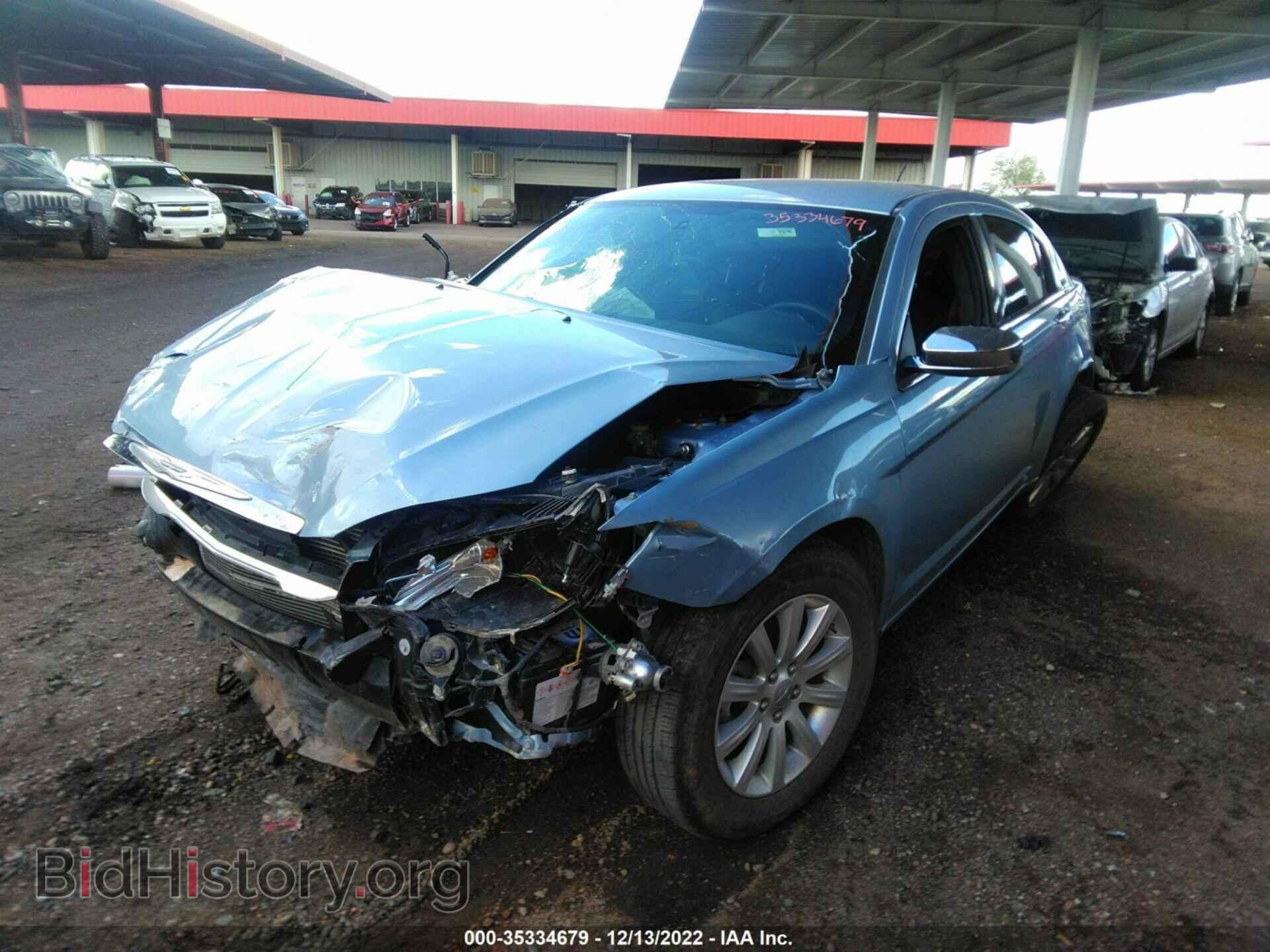2013 CHRYSLER 200 - VIN: 1C3CCBCG9DN554384 - Photo 2