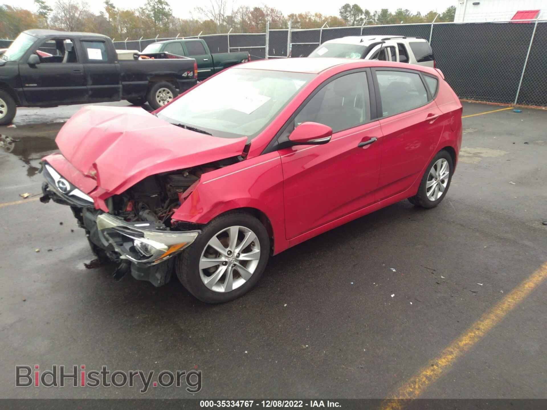 2013 HYUNDAI ACCENT - VIN: KMHCU5AE7DU070470 - Фото 2
