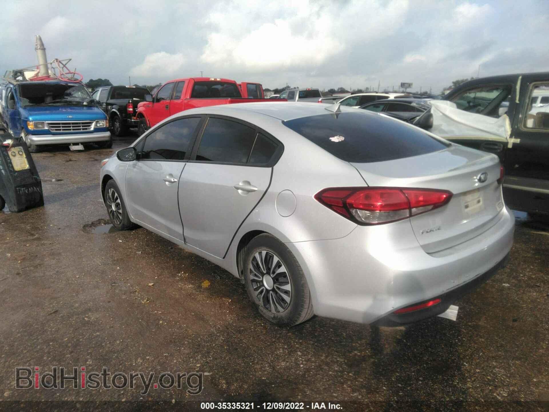 2017 KIA FORTE - VIN: 3KPFK4A73HE138190 - Фото 3
