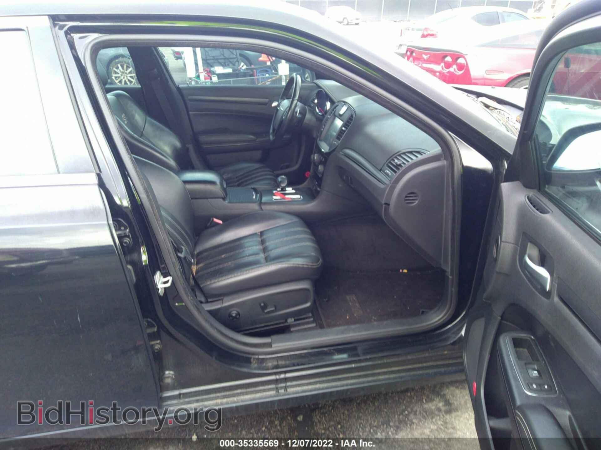 2013 CHRYSLER 300 - VIN: 2C3CCABG0DH611950 - Фото 5