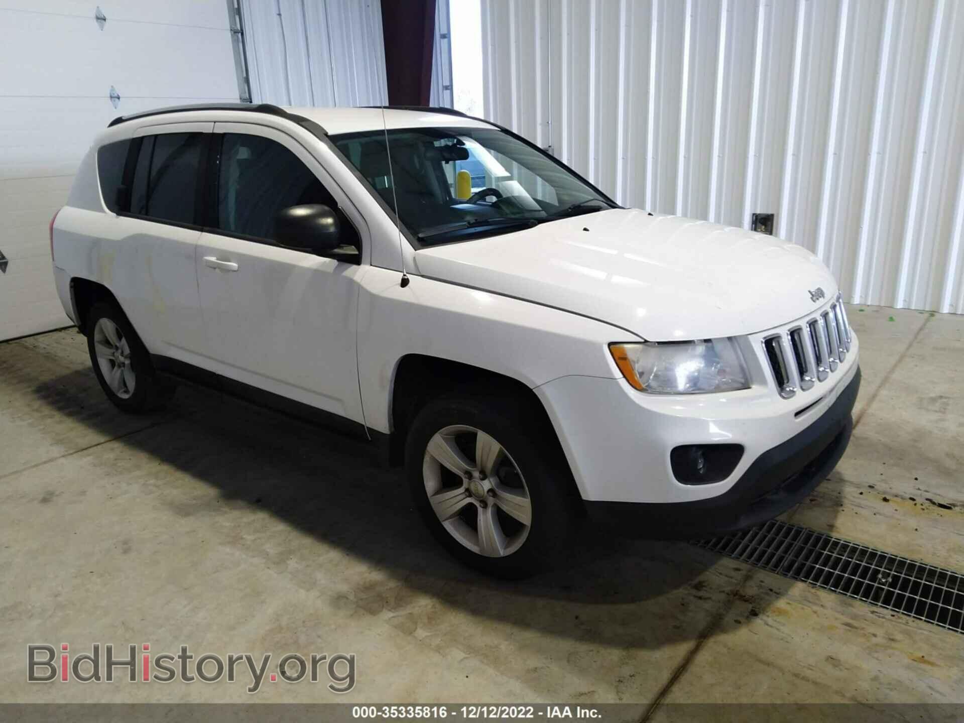 Photo 1J4NF1FB6BD248181 - JEEP COMPASS 2011