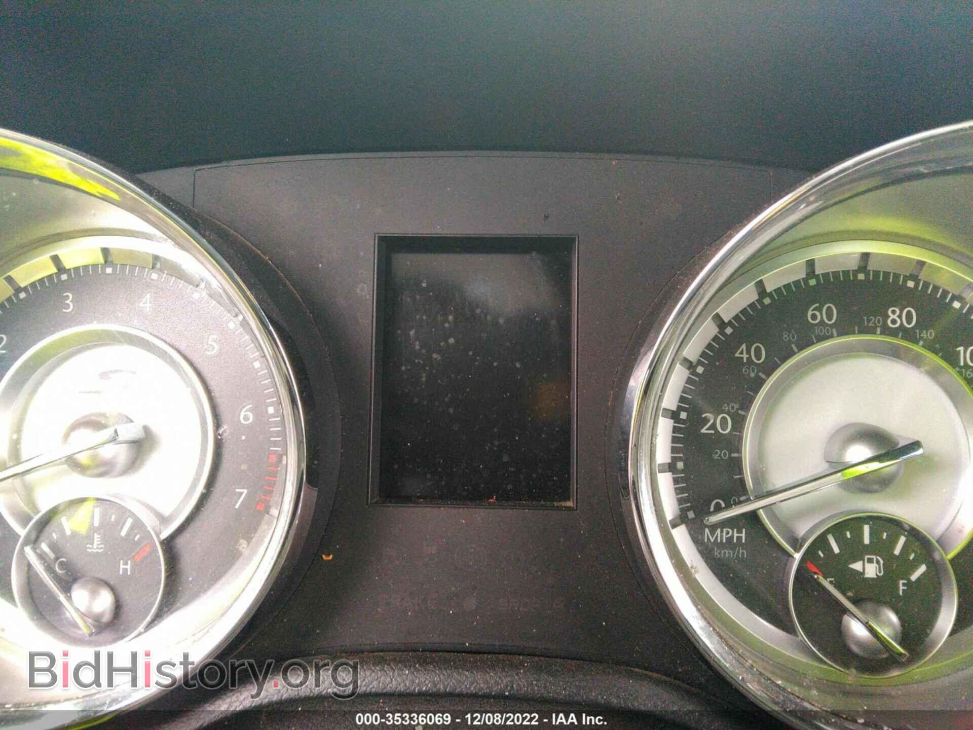 2014 CHRYSLER 300 - VIN: 2C3CCAGG0EH201353 - Фото 7