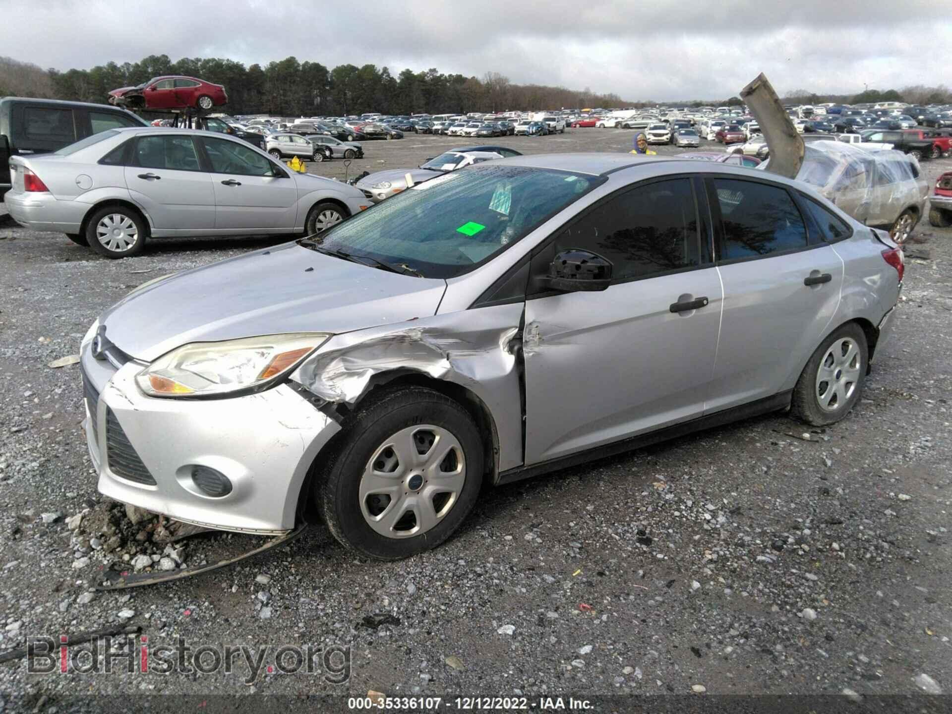 2012 FORD FOCUS - VIN: 1FAHP3E29CL461300 - Фото 2