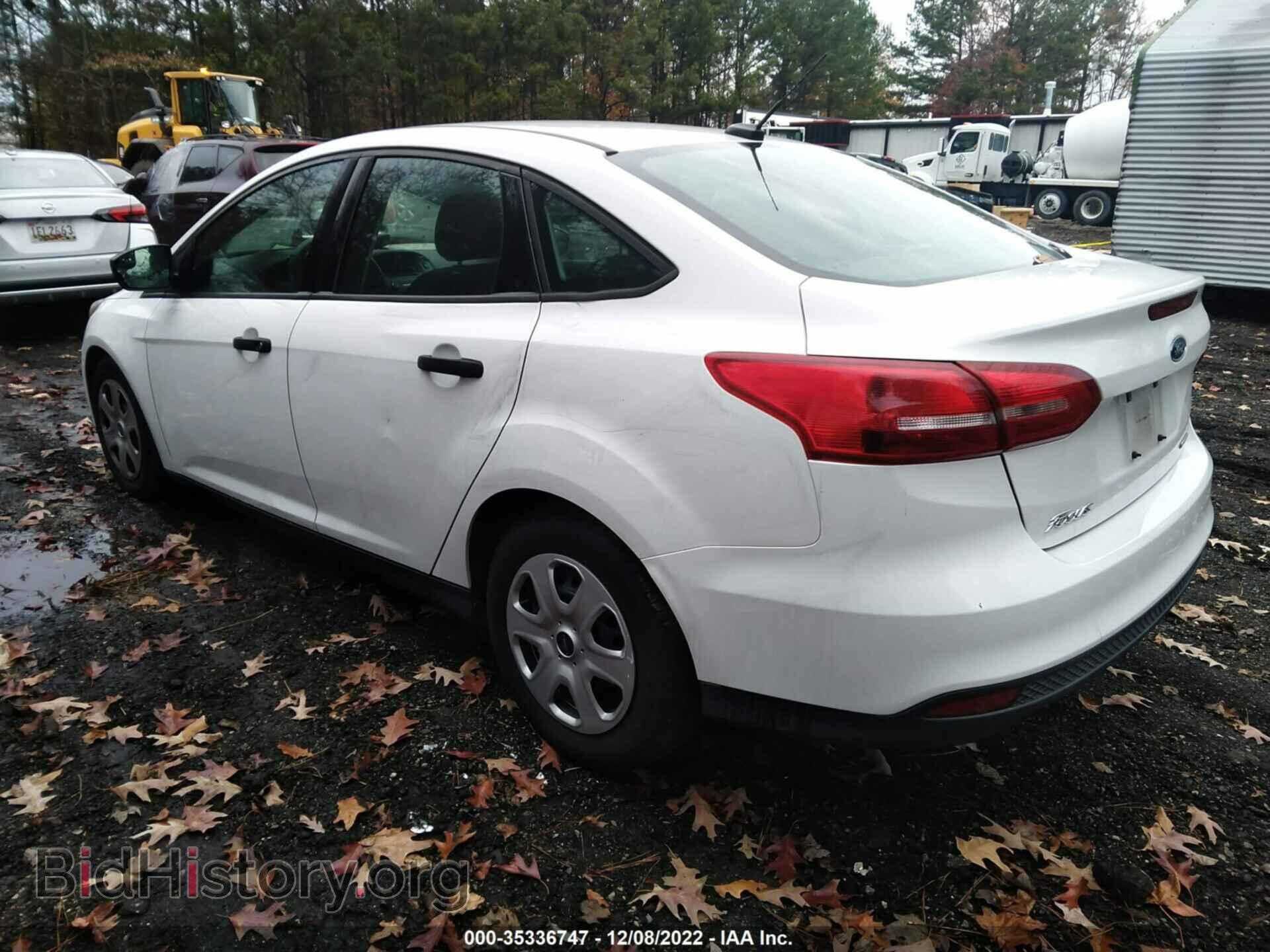 2016 FORD FOCUS - VIN: 1FADP3E23GL390065 - Фото 3