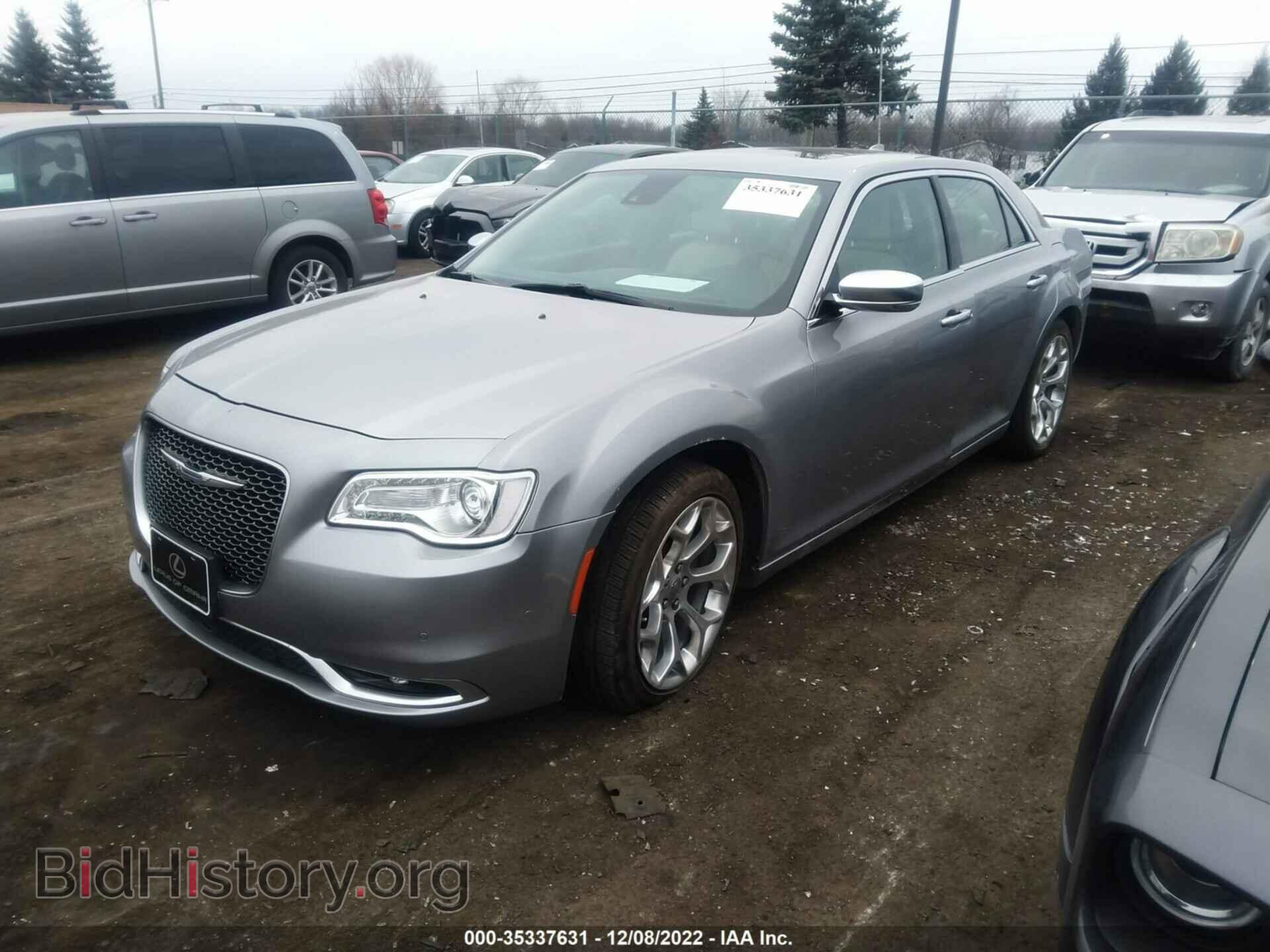 2016 CHRYSLER 300 - VIN: 2C3CCAPG3GH199472 - Фото 2