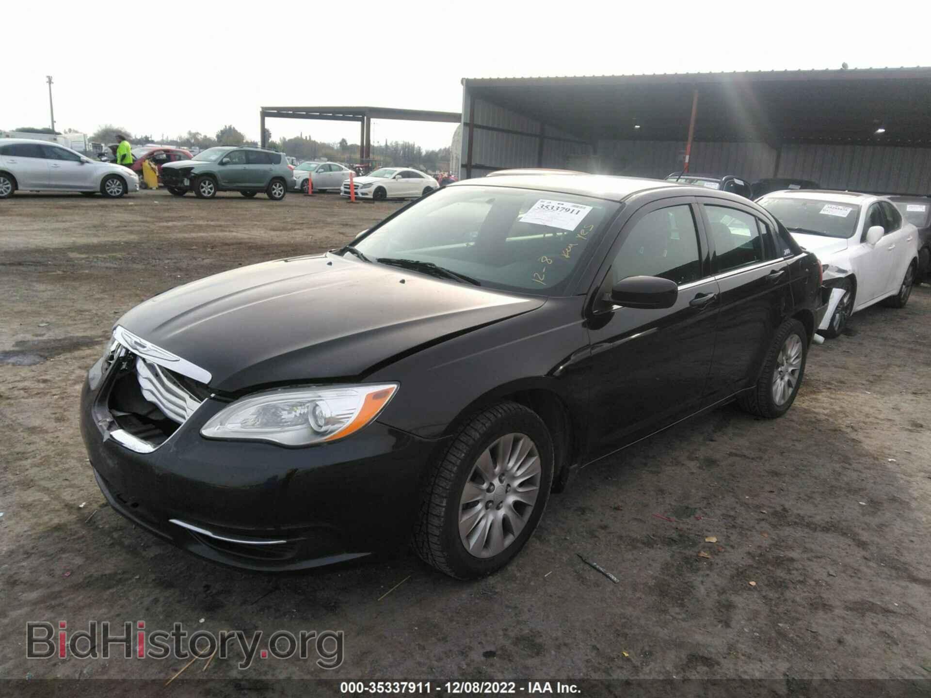 2014 CHRYSLER 200 - VIN: 1C3CCBAB4EN212317 - Фото 2
