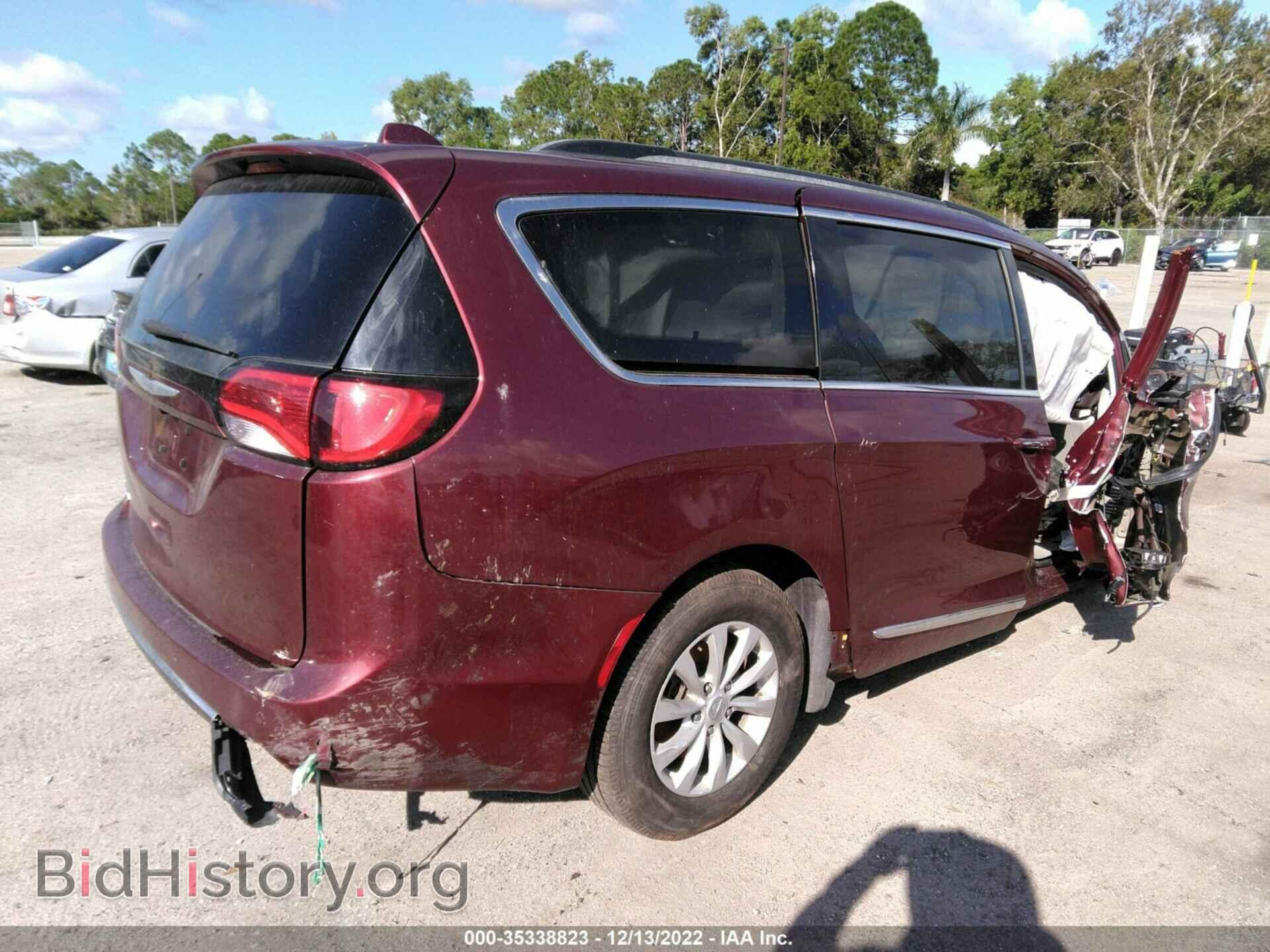2017 CHRYSLER PACIFICA - VIN: 2C4RC1BGXHR509464 - Фото 4