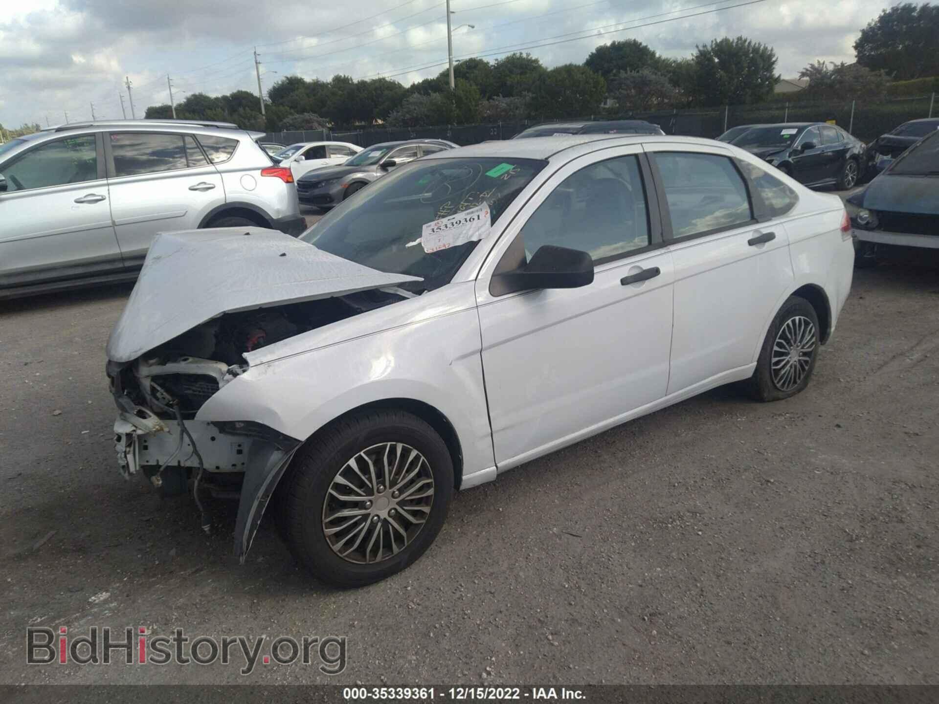 2008 FORD FOCUS - VIN: 1FAHP34NX8W116262 - Фото 2