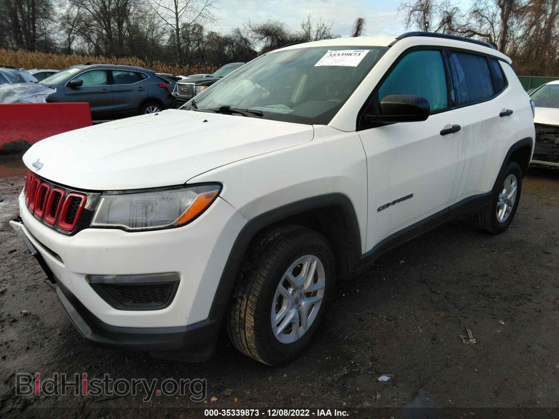 2018 JEEP COMPASS - VIN: 3C4NJDAB0JT117172 - Фото 2