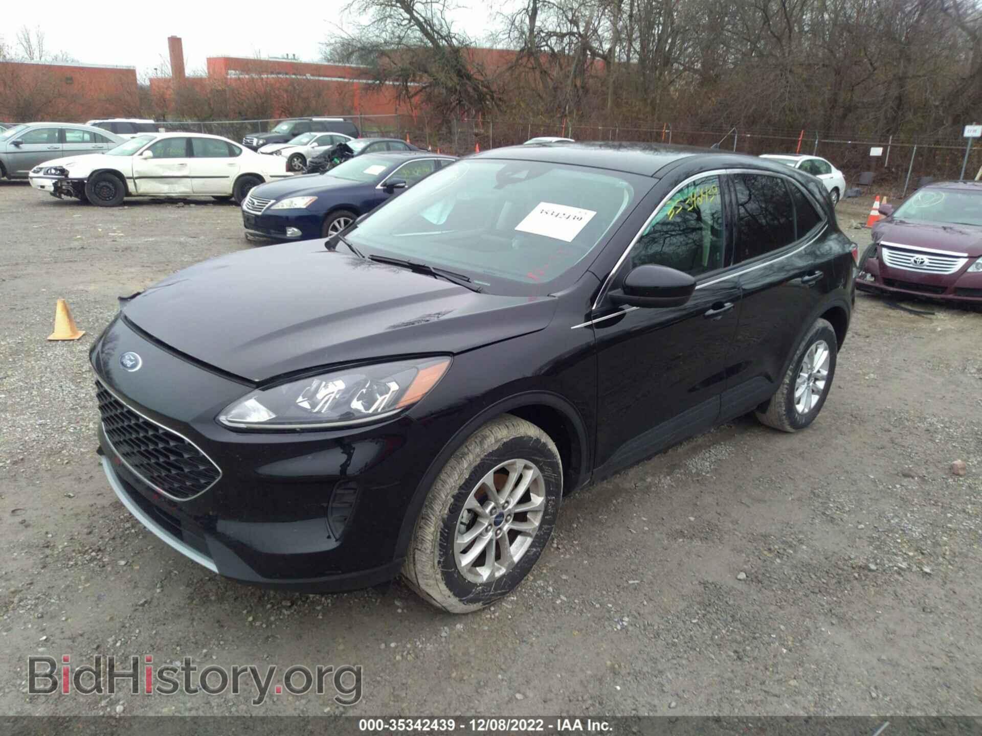 2020 FORD ESCAPE - VIN: 1FMCU9G69LUA52932 - Photo 2