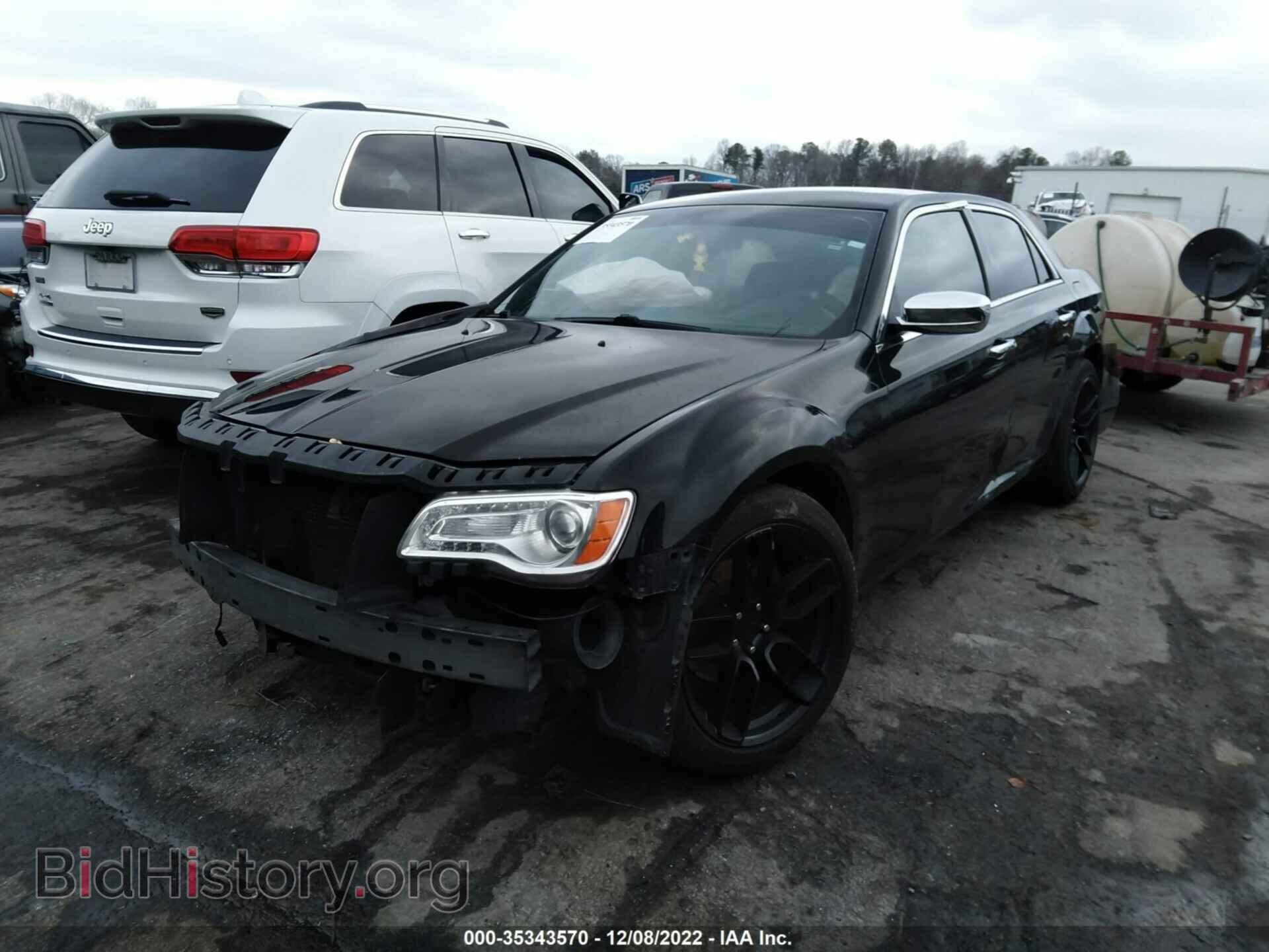 2011 CHRYSLER 300 - VIN: 2C3CA5CG9BH536884 - Фото 2