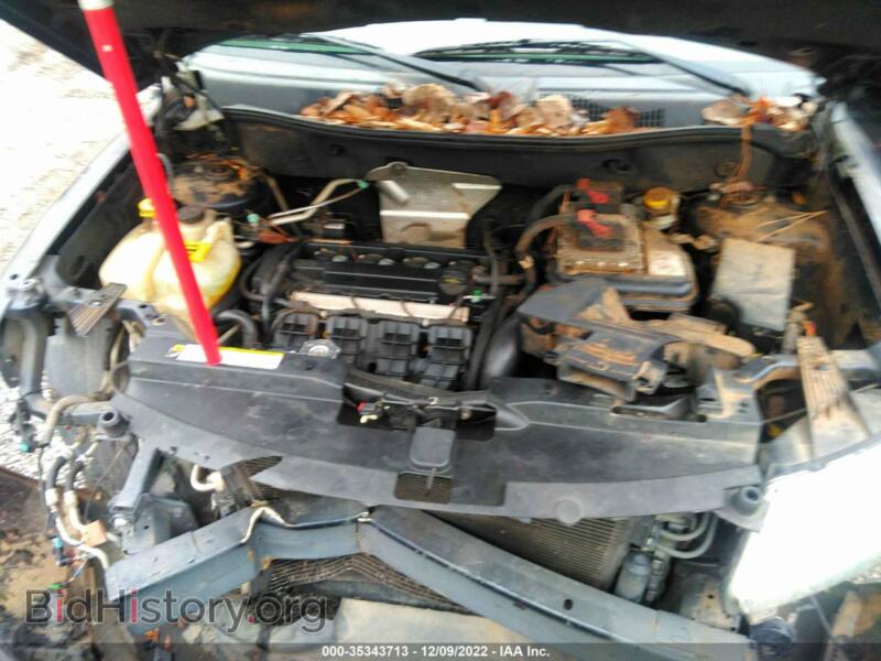 2011 Jeep COMPASS (VIN 1J4NT1FA7BD139342) — photo 10 of 12
