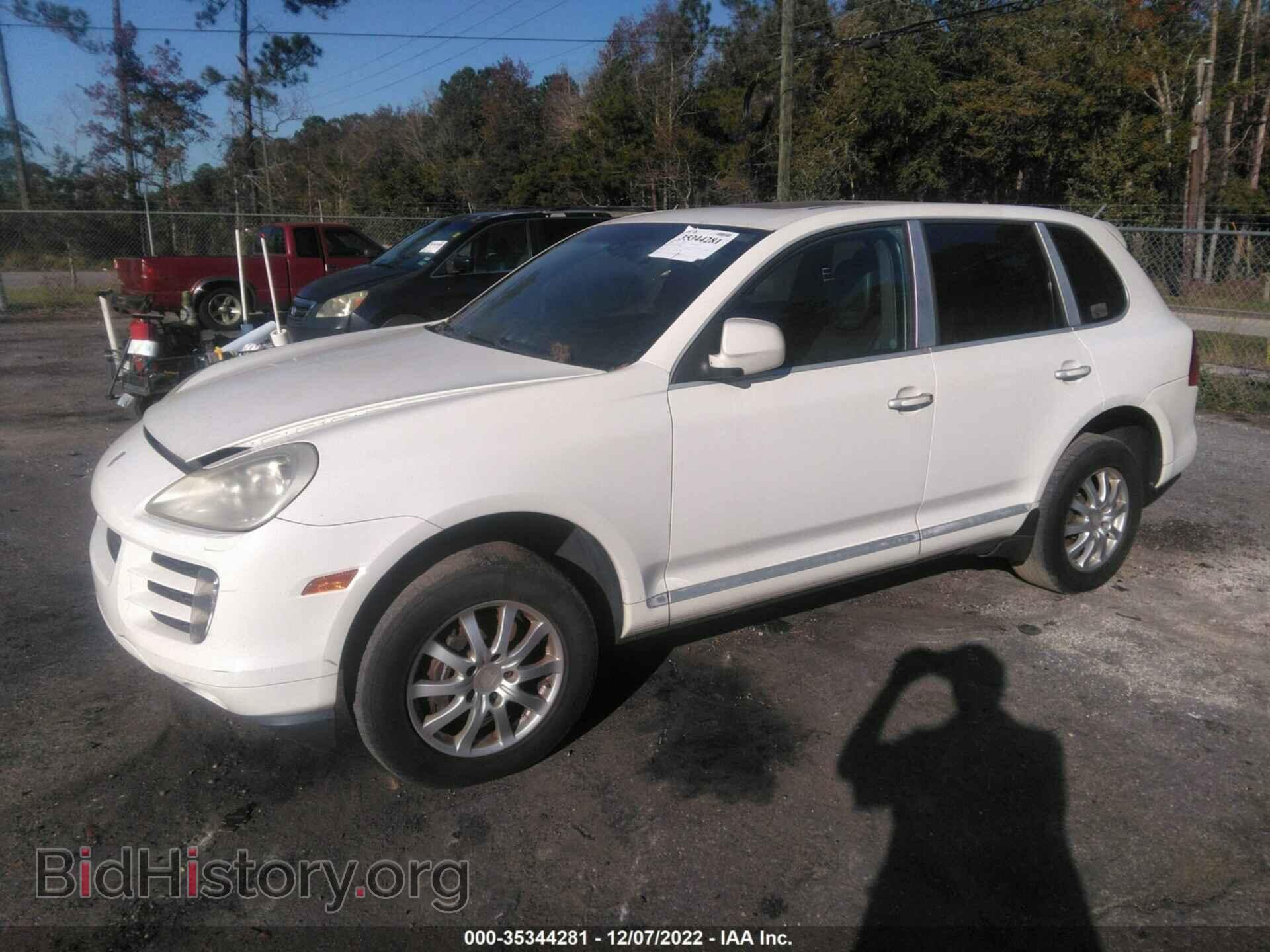2009 PORSCHE CAYENNE - VIN: WP1AA29P29LA04140 - Фото 2