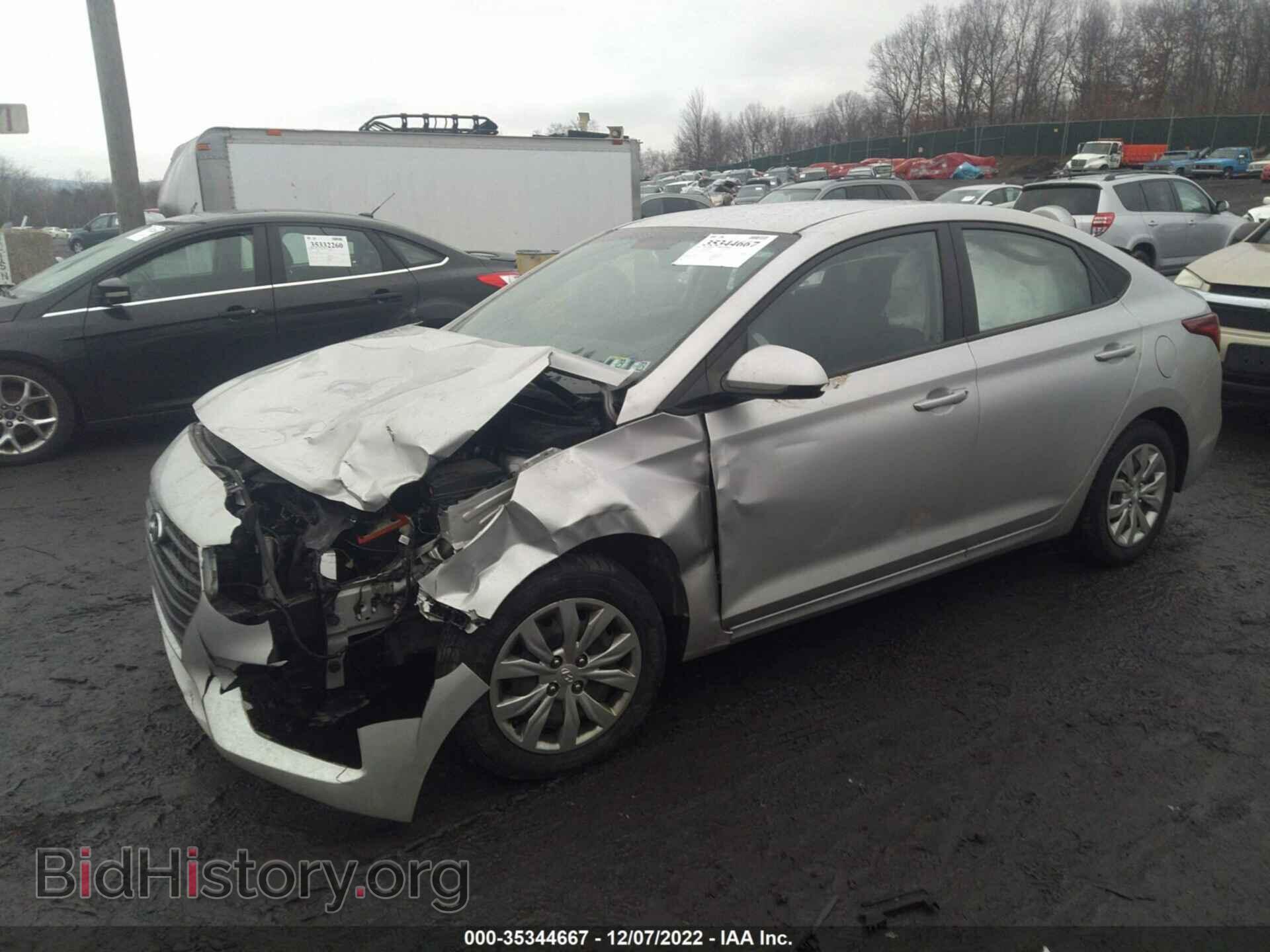 2018 HYUNDAI ACCENT - VIN: 3KPC24A38JE029438 - Фото 2