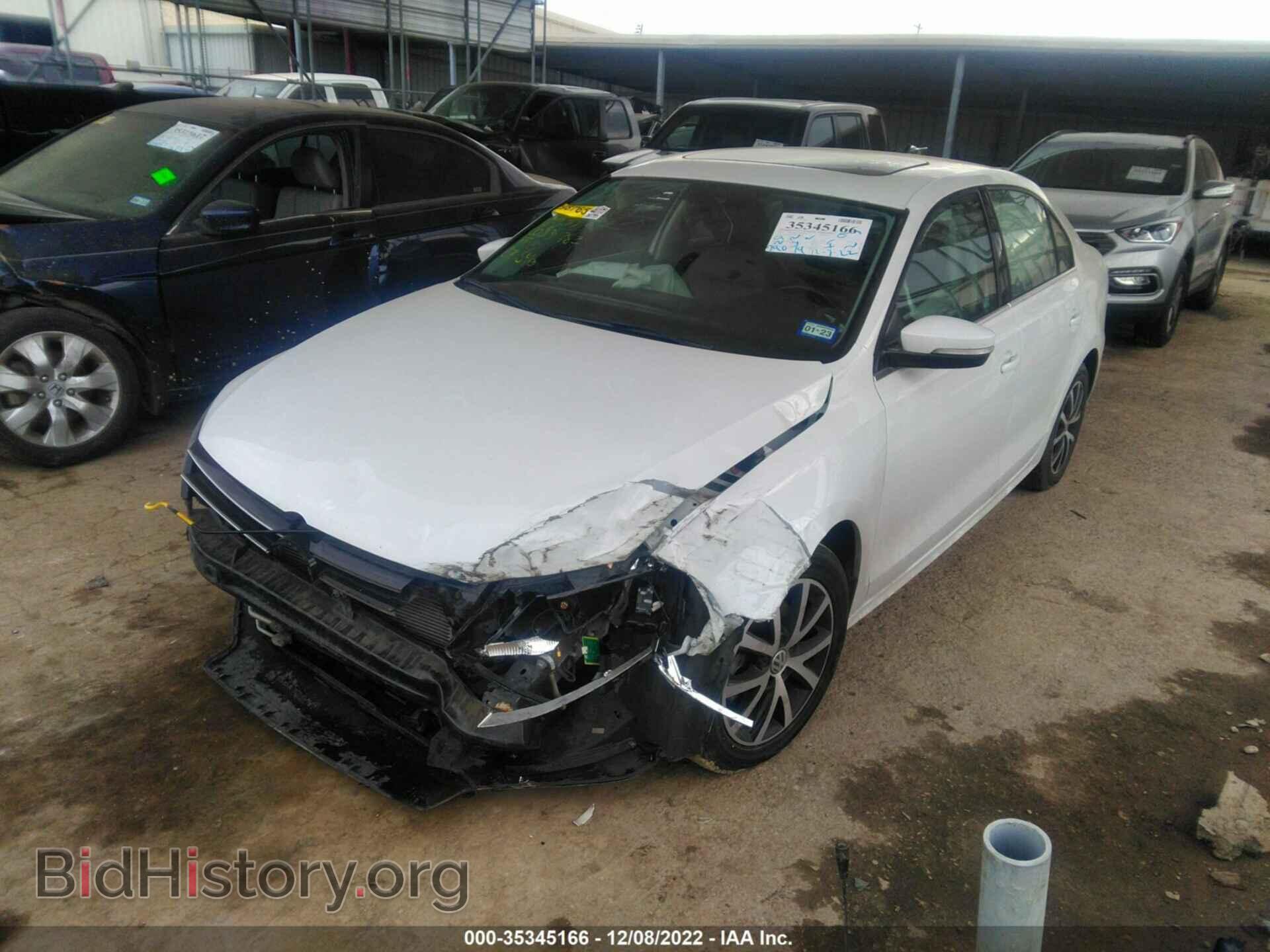 2017 VOLKSWAGEN JETTA - VIN: 3VWDB7AJ8HM270546 - Фото 2