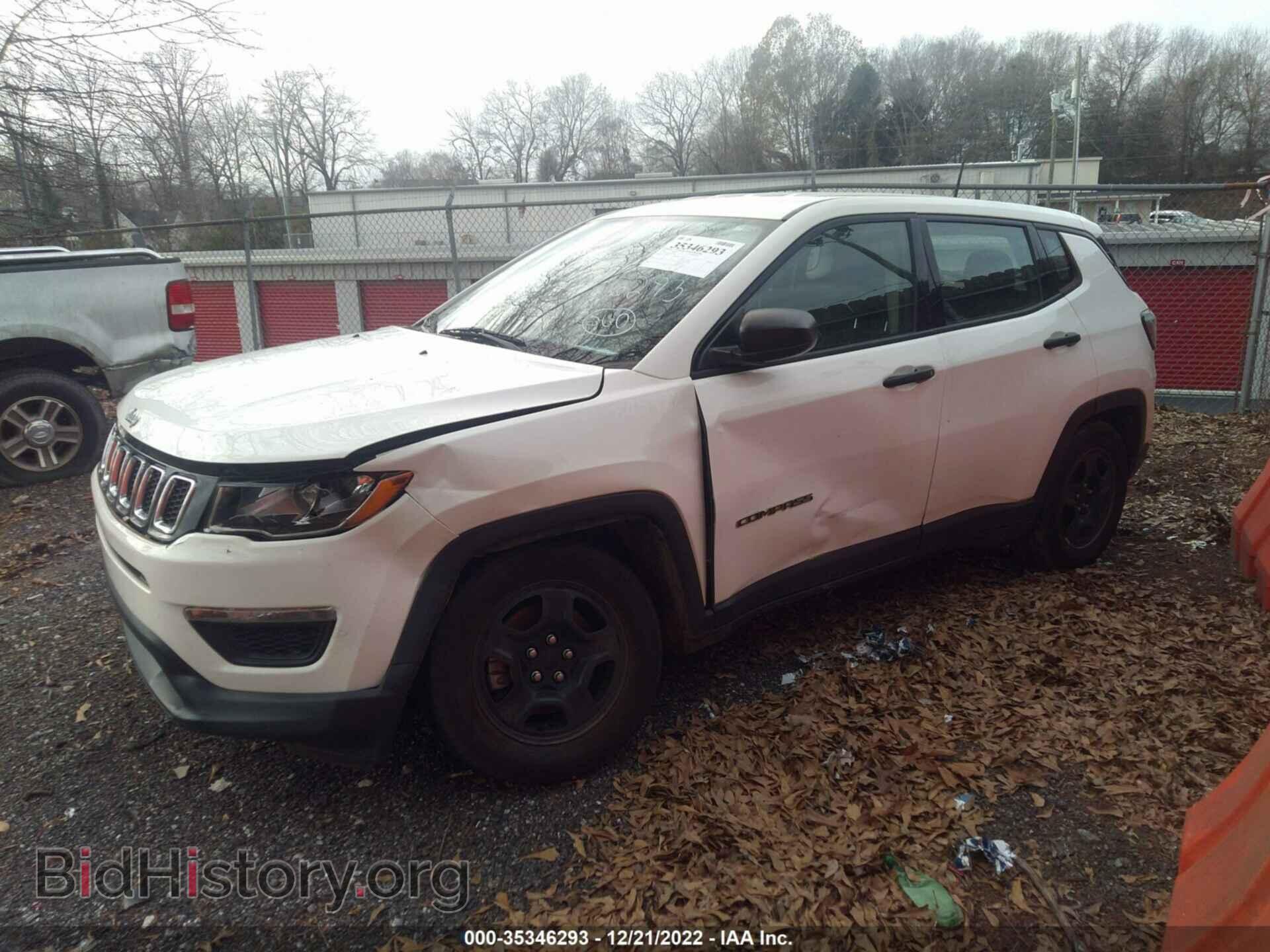 2018 JEEP COMPASS - VIN: 3C4NJCAB3JT151665 - Фото 2