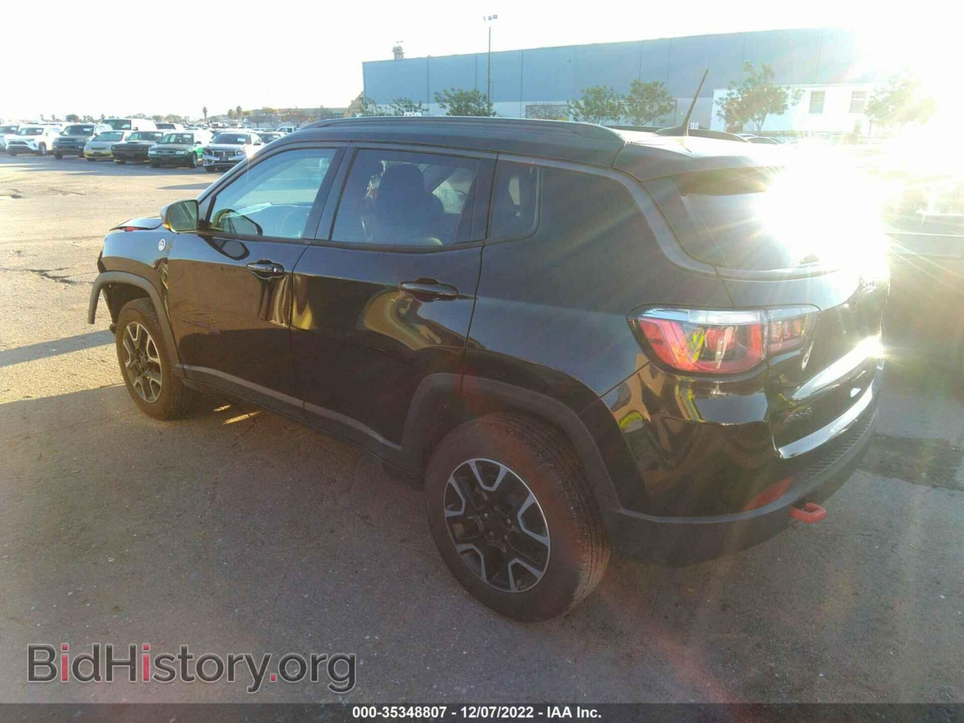 2019 JEEP COMPASS - VIN: 3C4NJDDB2KT713042 - Фото 3
