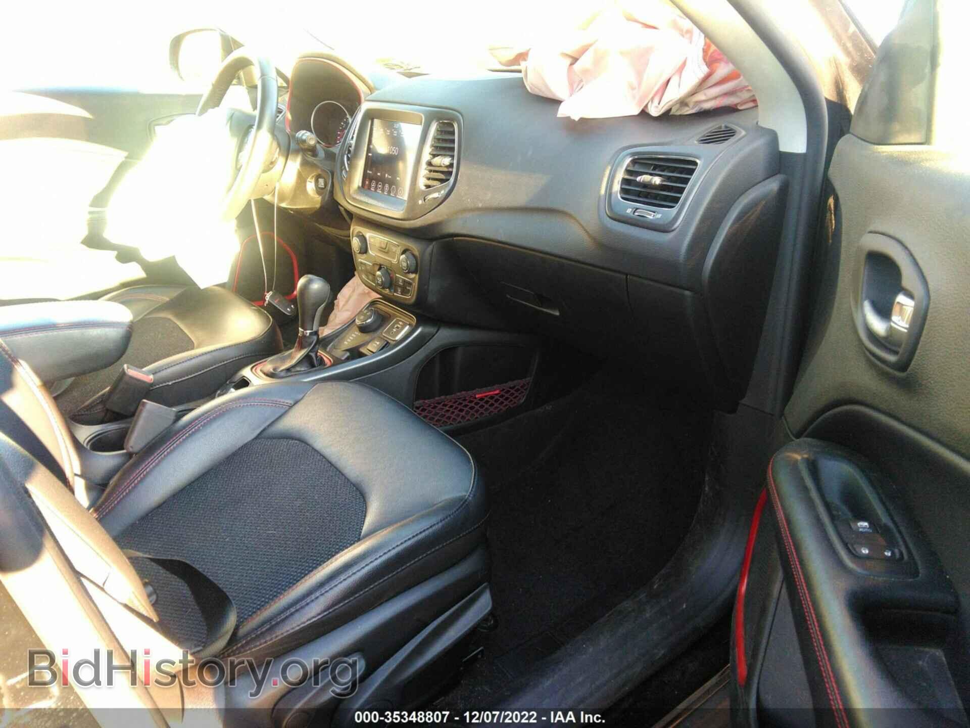 2019 JEEP COMPASS - VIN: 3C4NJDDB2KT713042 - Фото 5