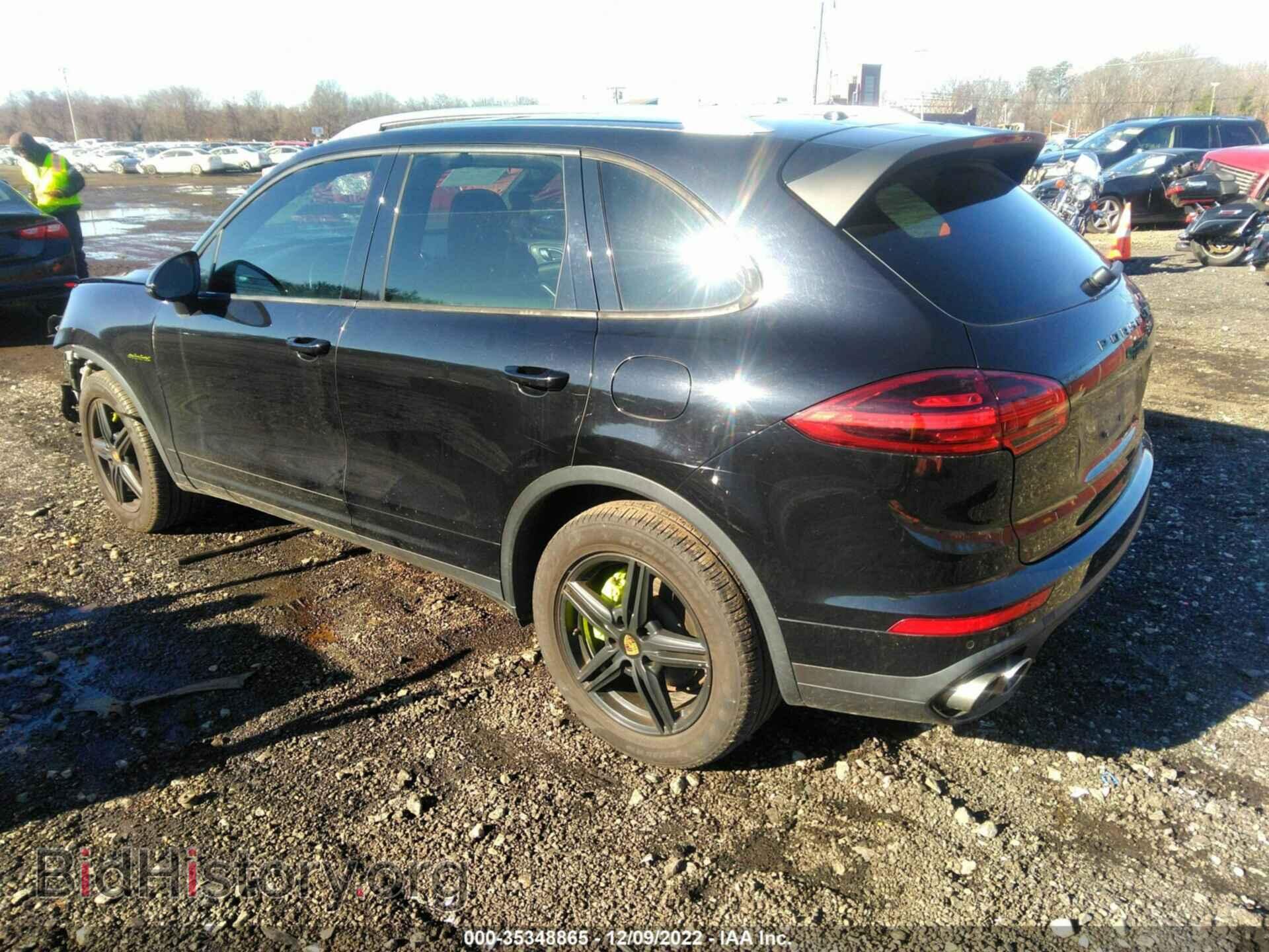 2016 PORSCHE CAYENNE - VIN: WP1AE2A2XGLA64197 - Фото 3