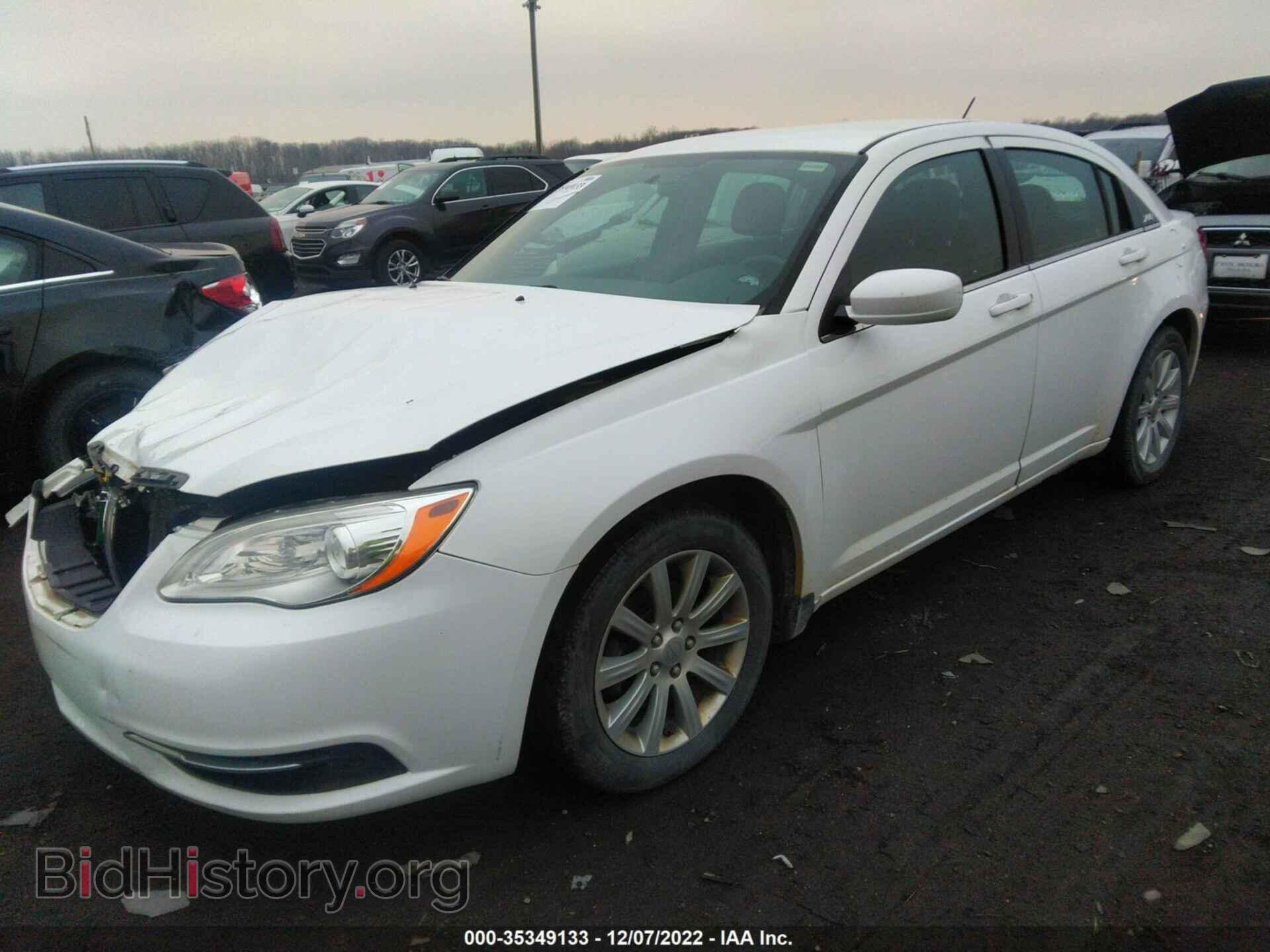 2013 CHRYSLER 200 - VIN: 1C3CCBBB3DN601656 - Фото 2